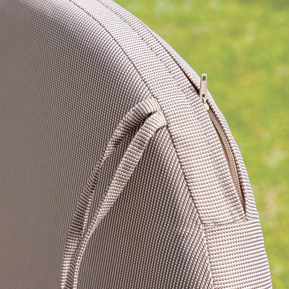 LOLAhome Set 2 Sillas de Jardín Myra de Acero y Cuerda Trenzada Color Blanco, 52x51x80 cm, Cojín Incluido, Ergonómica, Diseño Elegante y Resistentes, Patas Desmontables Uso Exterior