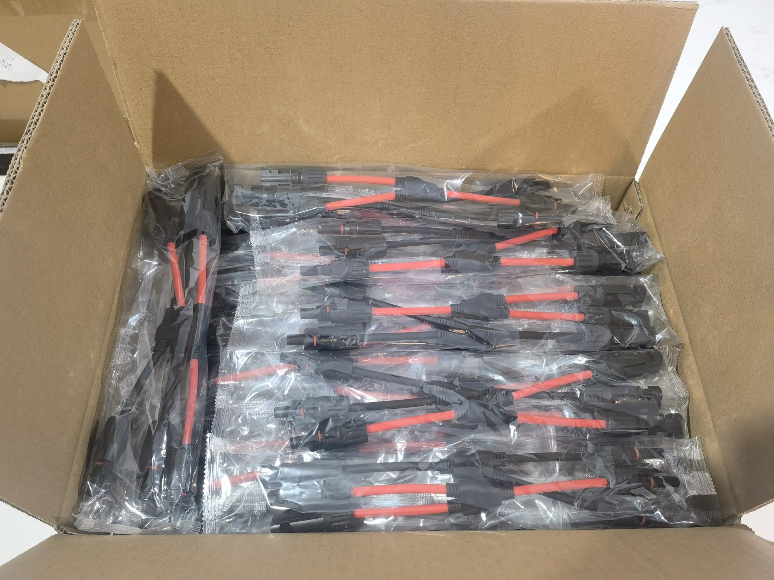 125 Paare Solaranschluss Y-Zweig Paralleladapter Solarpanel-Kabel Steckverteiler Photovoltaik-Abzweigstecker und -Buchse Unterstützt 30A Hochstrom