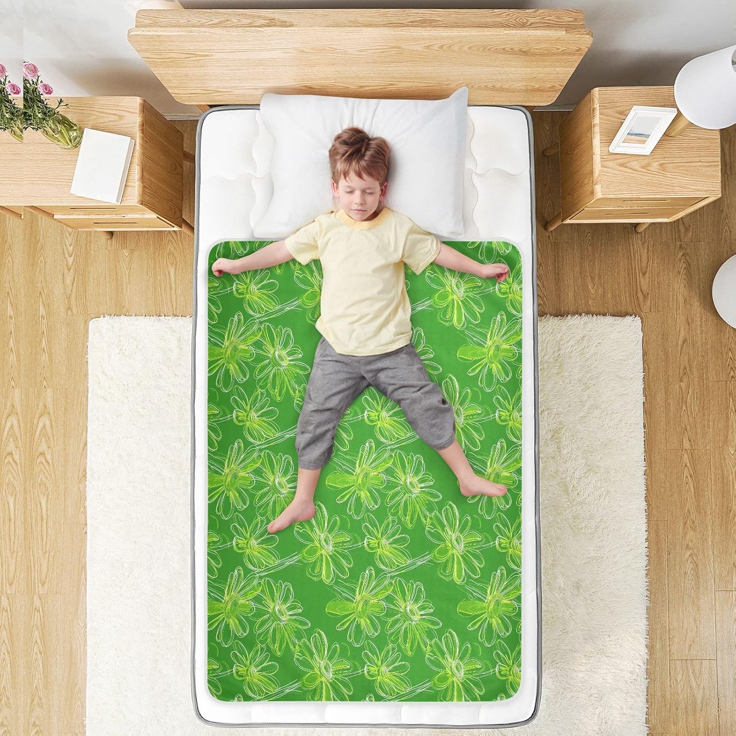 Daisy Neon Green Abstract Handdrawn Extra Large Resuable Changing Pad Covers Highly Absorbent Crib Pee Mattress Pad Skin-Friendly Pad Liner for Kids Bedwetting, 52" L x 34" W