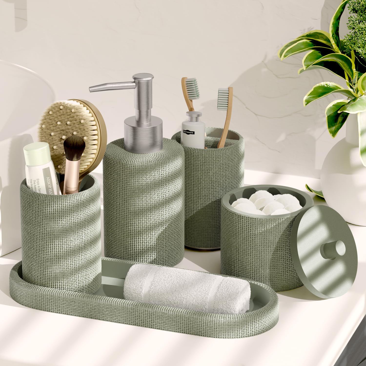 Clara Clark Juego de Accesorios de baño Verde Salvia, Juego de Accesorios de baño de 5 Piezas, Juegos de baño con dispensador de jabón, Soporte para Cepillo de Dientes, Vaso, Tarro de hisopo de
