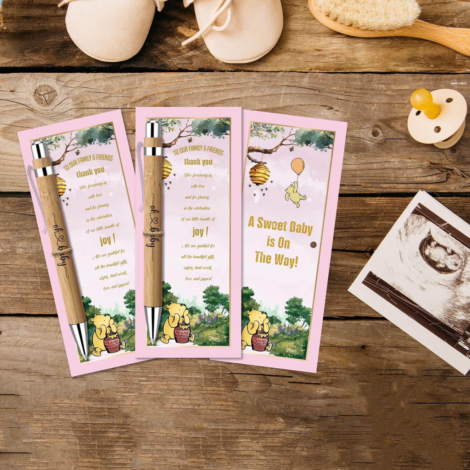 Toerifer 30 Pcs Baby Shower Gifts for Guests, Winnie Baby Shower Sets, Included Bamboo Pens Greeting Cards, Gender Reveal Souvenirs Prizes, Winnie Greeting Cards, Gender Reveal Decor