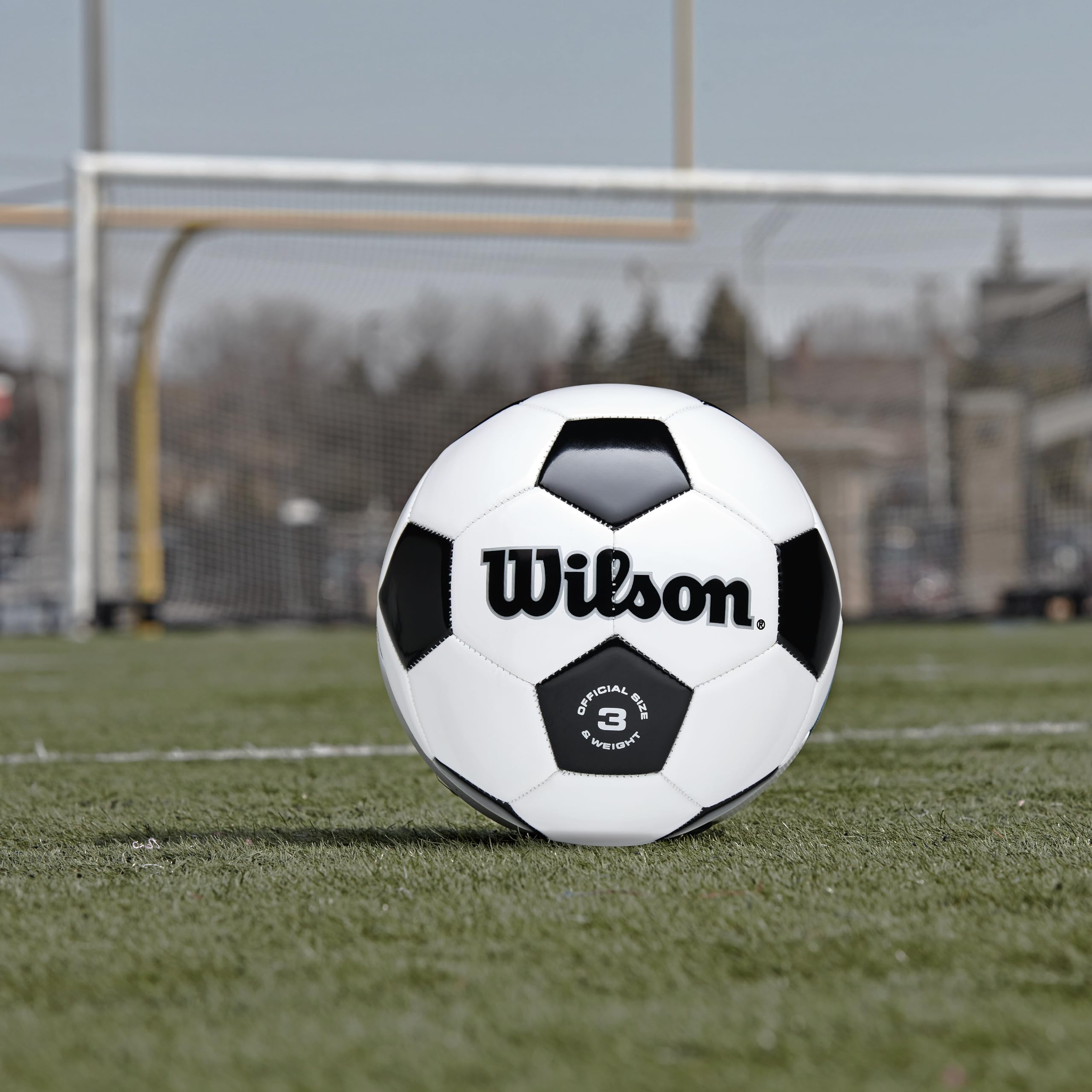 Wilson Traditional Soccer Ball (3), Soccer Equipment - Amazon Canada