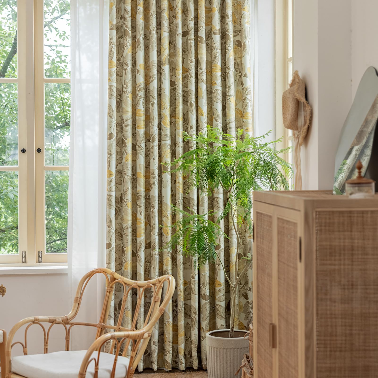 SUOUO Verdunkelungsvorhänge für Schlafzimmer, Gemustert, Blumenmuster, 225 x 140 cm, 2er-Set, Raumverdunkelung, Fenstervorhänge für Wohnzimmer, Gelb/Braun