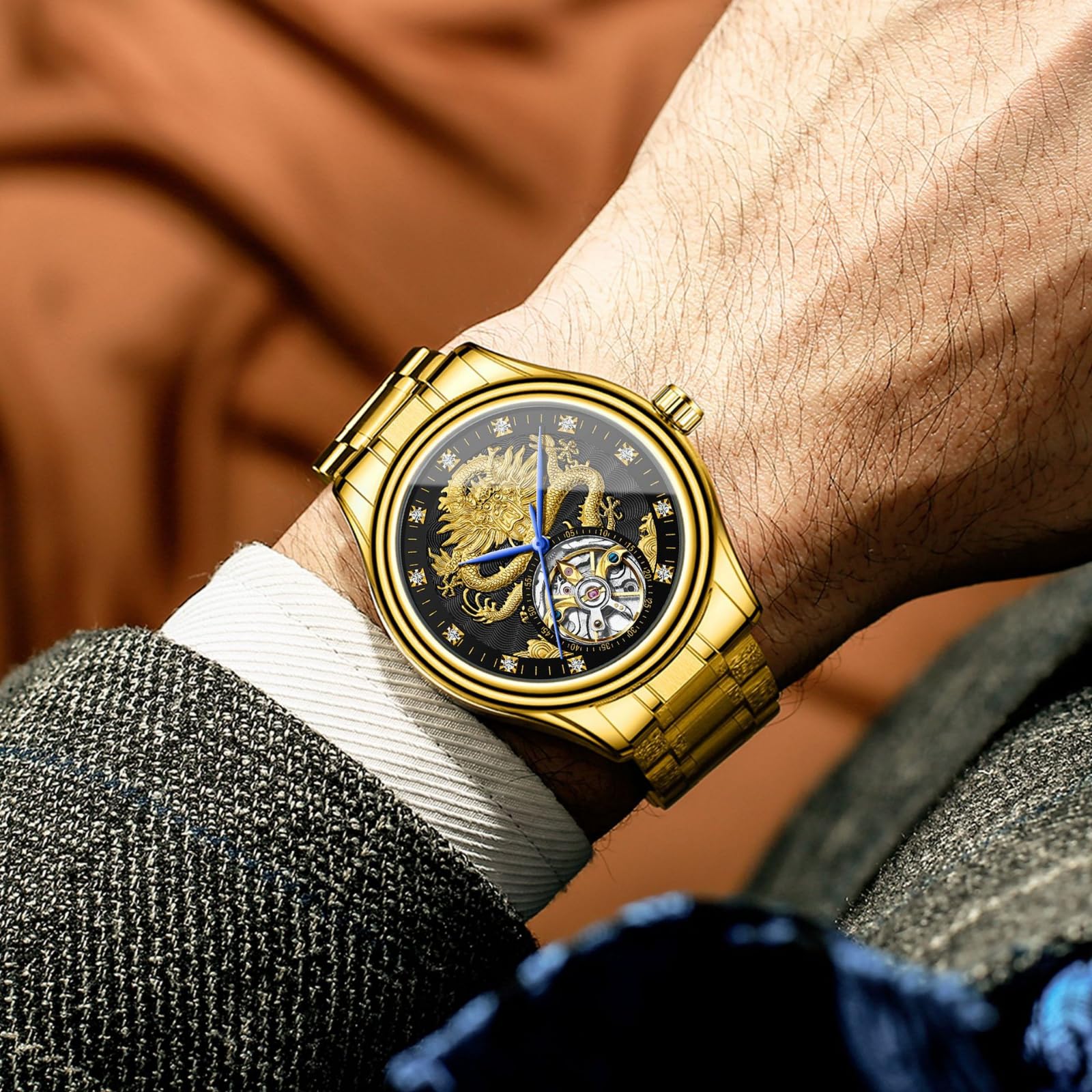 Luxuriöse ausgehöhlte Tourbillon Herren-Automatik-mechanische Uhr mit goldenem Drachenmuster geschnitztem Zifferblatt, Diamant-Skala Skelett-Armbanduhr, Edelstahl wasserdichtes Armband