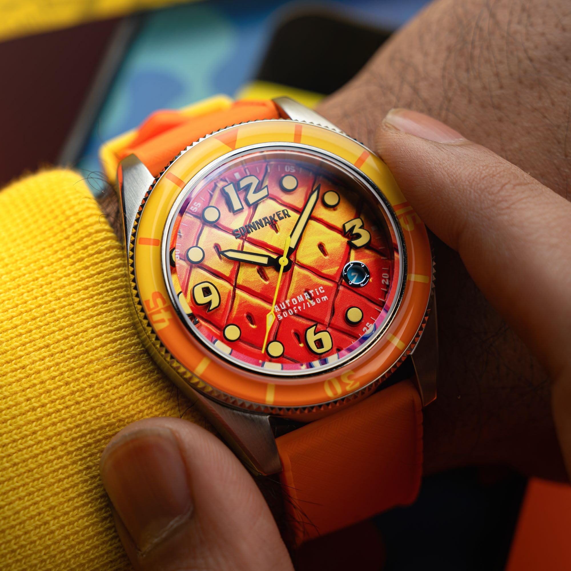 Spinnaker Fleuss SP-5151 - Reloj automático de 43 mm para hombre, diseño de Bob Esponja Squarepants Conch Street, edición limitada con correa de goma