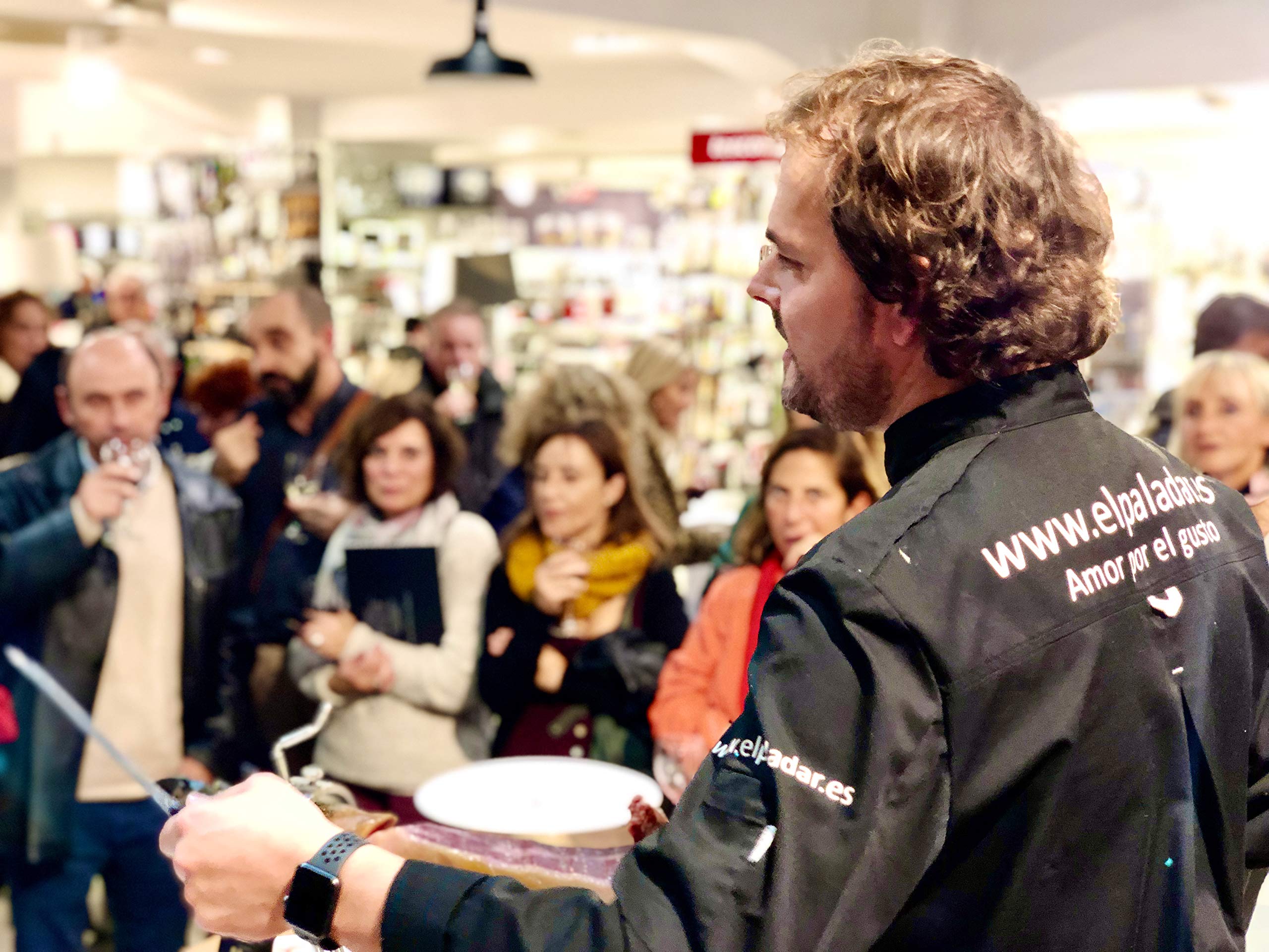 Jamón Serrano Bodega Sierra Morena 7Kg Selección El Paladar curación tradicional sabor suave pieza entera ideal para consumo diario