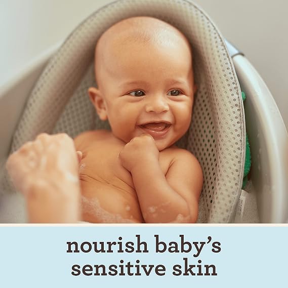 Aveeno Baby Daily Moisture Gentle Bath Wash & Shampoo with Natural Oat Extract, Hypoallergenic, Tear-Free & Paraben-Free Formula For Sensitive Hair & Skin, Lightly Scented, 12 fl. oz