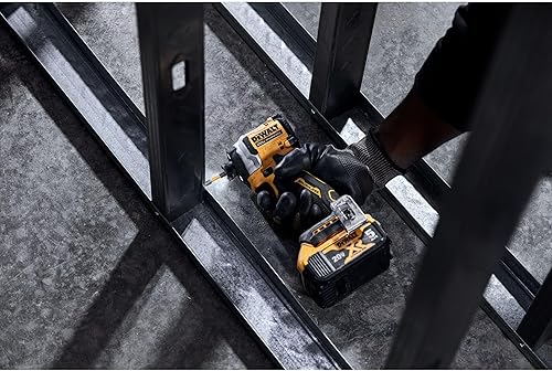 Miniatura 2 de DEWALT ATOMIC - Kit de destornillador de impacto inalámbrico sin escobillas de 20 V MAX de 1/4 pulgadas con batería y cargador incluidos (DCF850P1)
