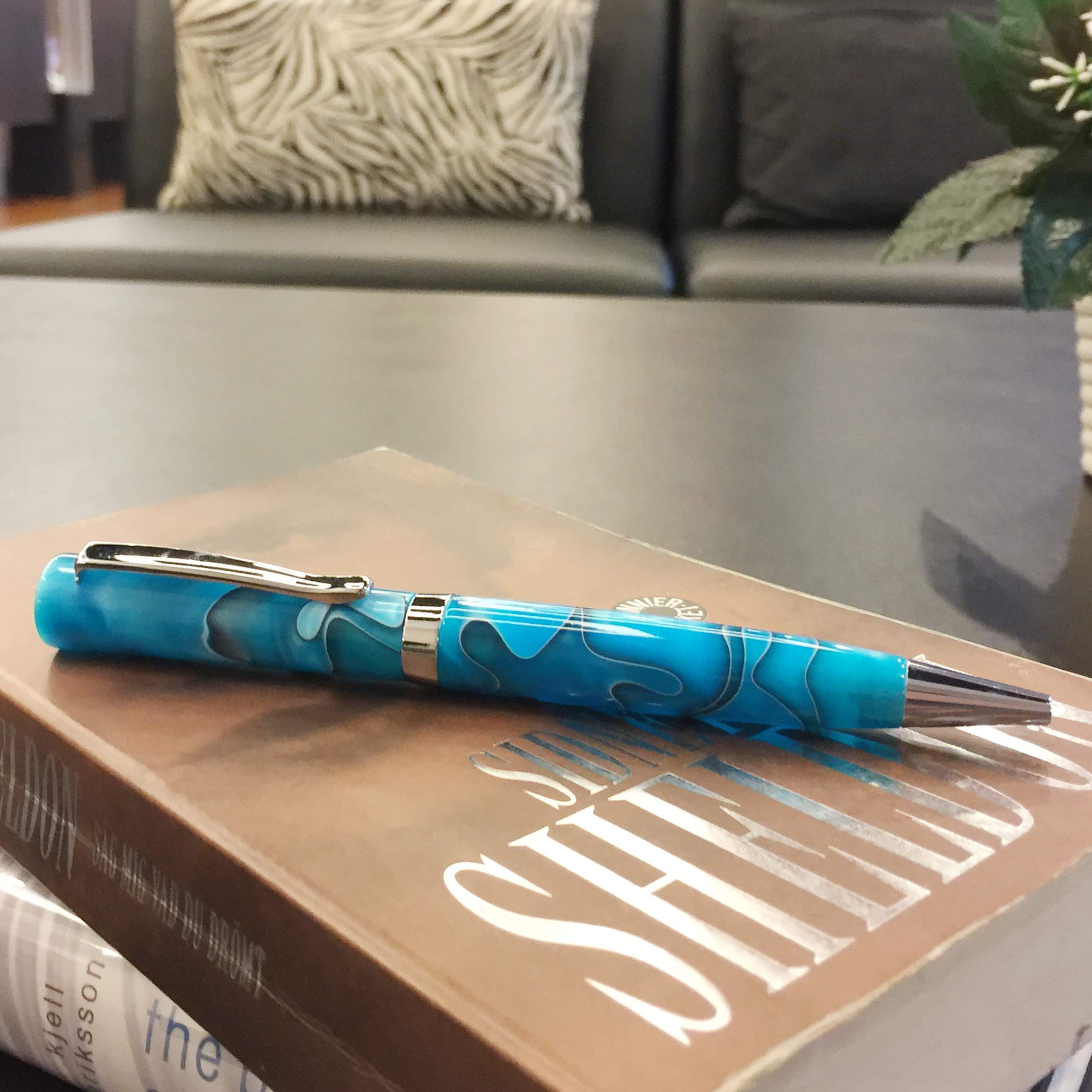 Amazon | LACHIEVA LUX 高級筆記具 ブルーアクリル製ボールペンギフト