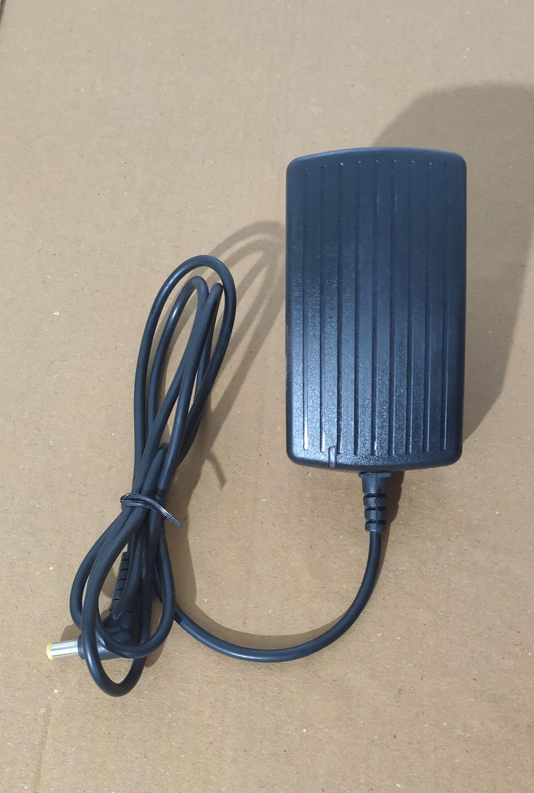 5V 5A DC Power Adaptor (B0D9VT2FV6) Amazon Price History, Amazon Price Tracker