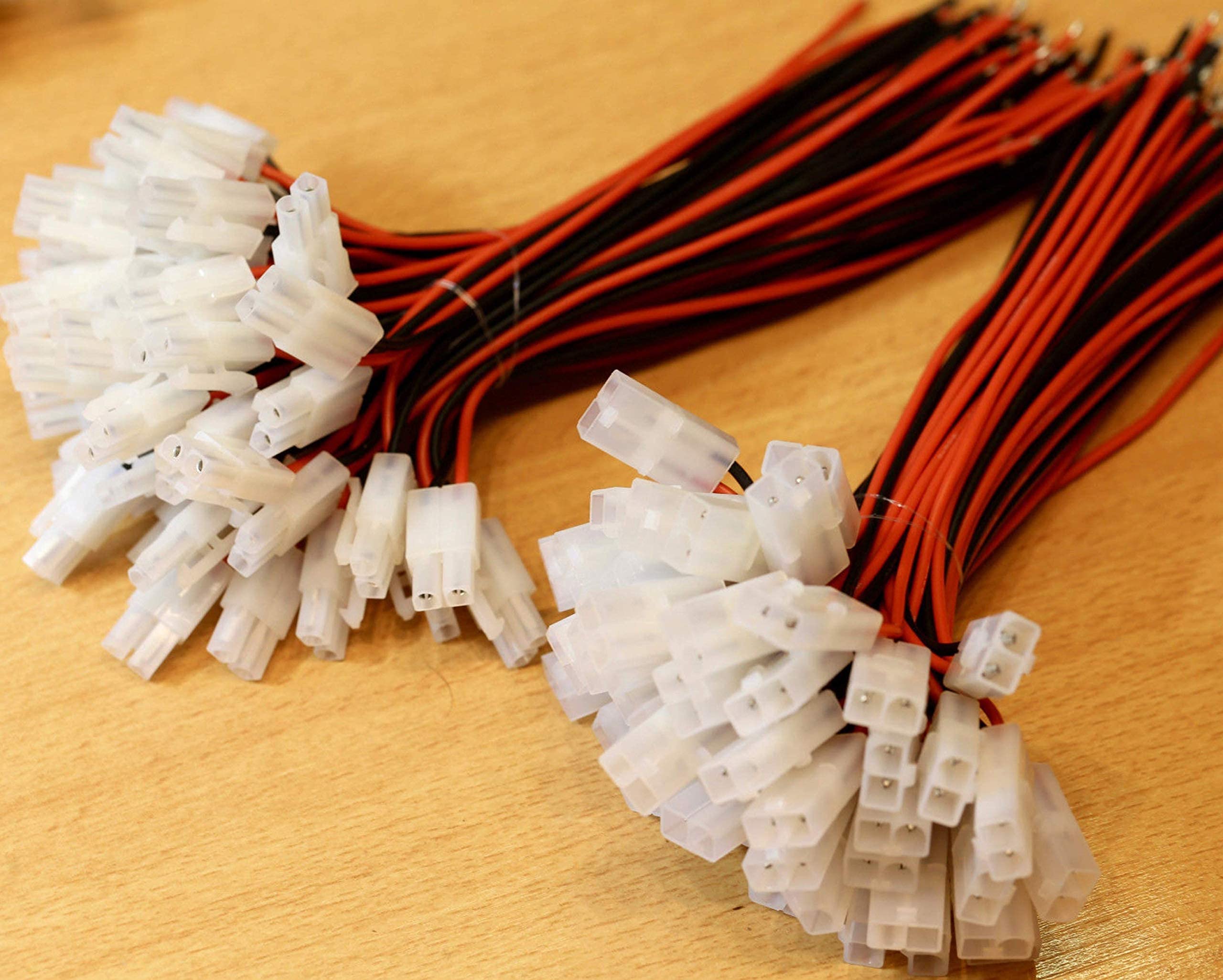 4 paar (8 stuks) premium nylon Japan 13,5 mm stekker connectoren mannelijke vrouwelijke aansluiting incl. 30 cm 18AWG kabel compatibel met Tamiya voor Lipo accu adapterkabel koppeling RC modelbouw 4 paar (8 stuks) premium nylon Japan 13,5 mm stekker connectoren mannelijke vrouwelijke aansluiting incl. 30 cm 18AWG kabel compatibel met Tamiya voor Lipo accu adapterkabel koppeling RC modelbouw