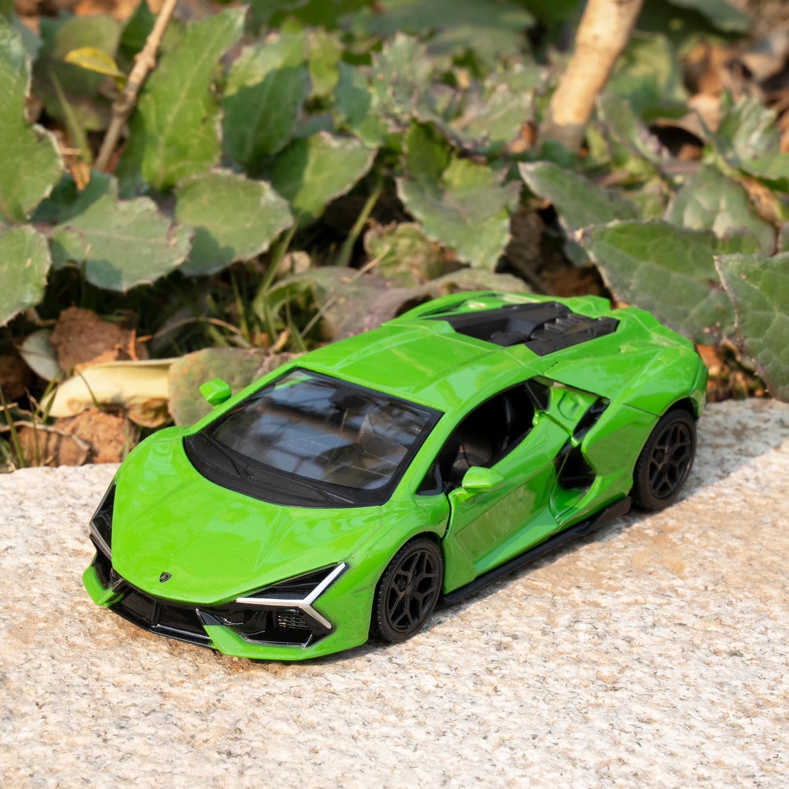 Amazon.com: 1/36 Lamborghini Reventon Toy Car, Model Car with Pull