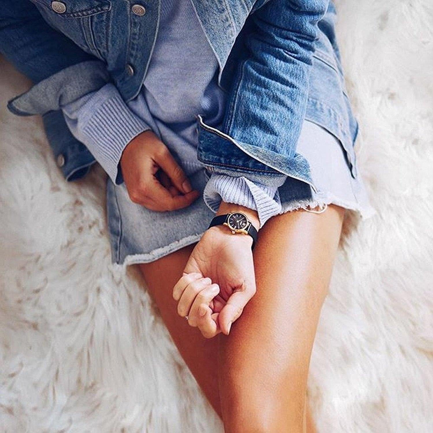 CLUSE Orologio Analogico Quarzo Donna con Cinturino in Pelle CL50012 CLUSE Orologio Analogico Quarzo Donna con Cinturino in Pelle CL50012