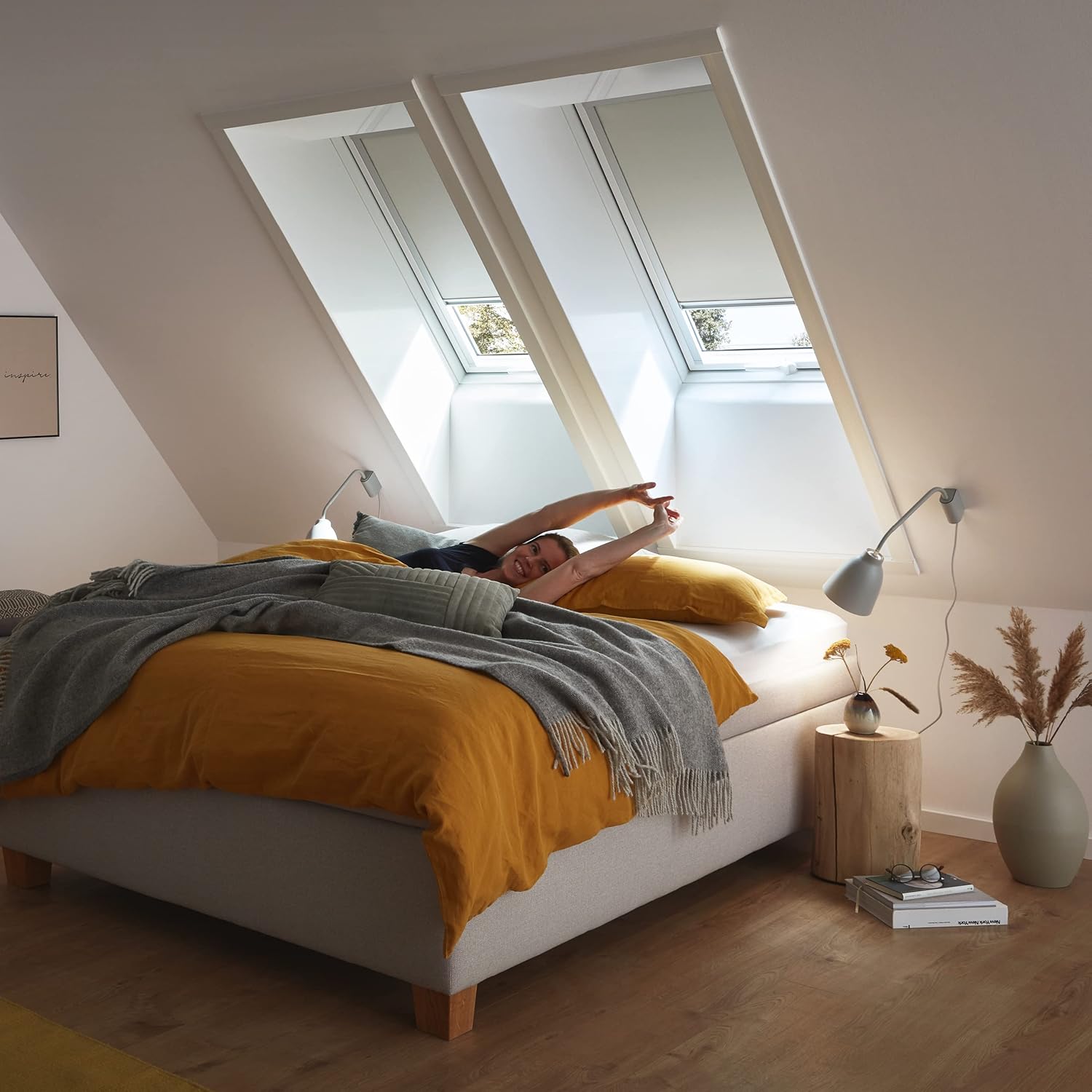 Original Roto Blackout Roller Blind ZRV Electric Almost Full Blackout Guide Rail White for Roto Designo R6/R8 i8 i8 and Classic 64/84 Roof Windows Series Size 114/078 | 11/07 White