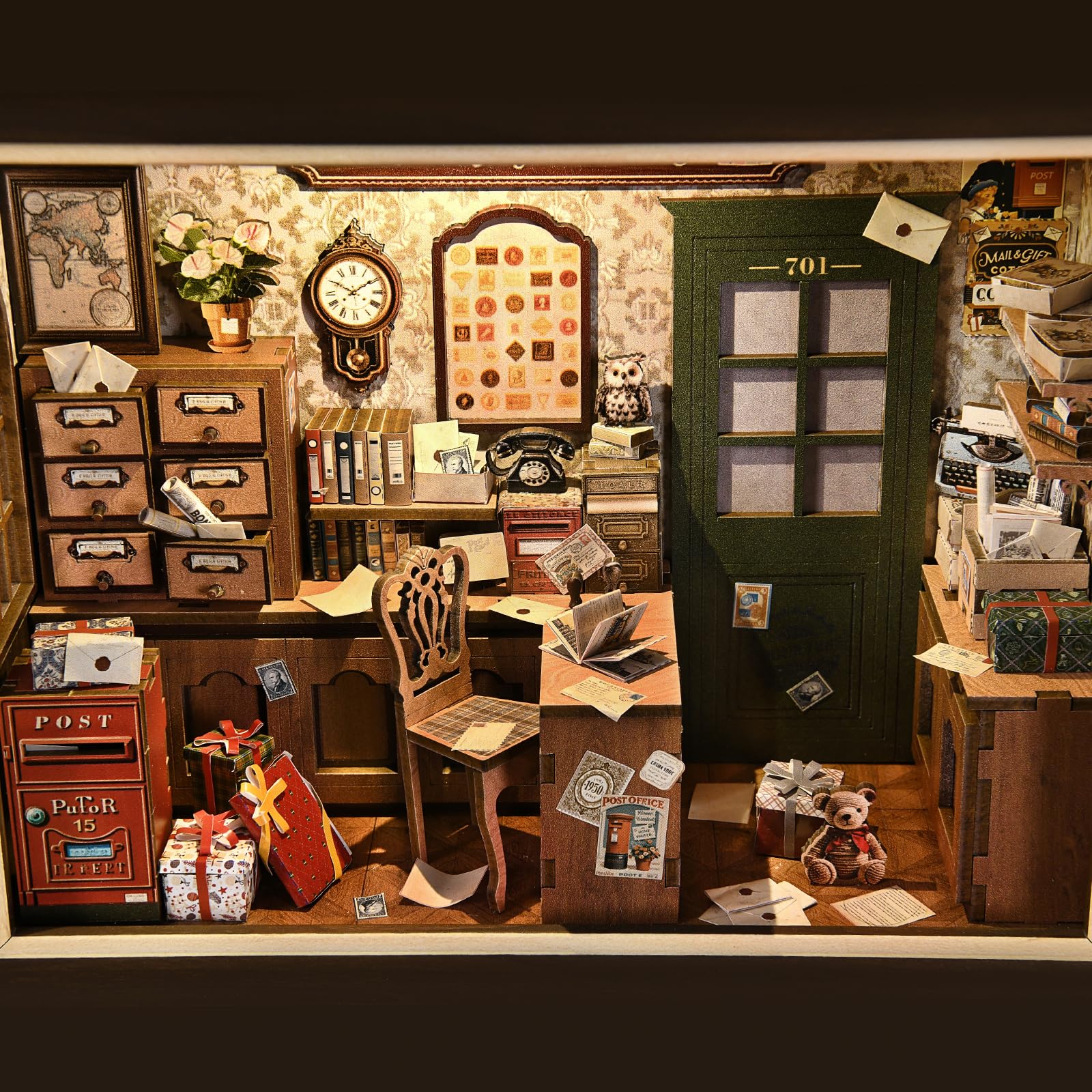 Zestaw Book Nook – drewniane puzzle 3D, z przełącznikiem LED i ramą do montażu na ścianie, miniaturowy dom dla początkujących, regał na książki, dekoracja stołu, dekoracja ścienna dla miłośników