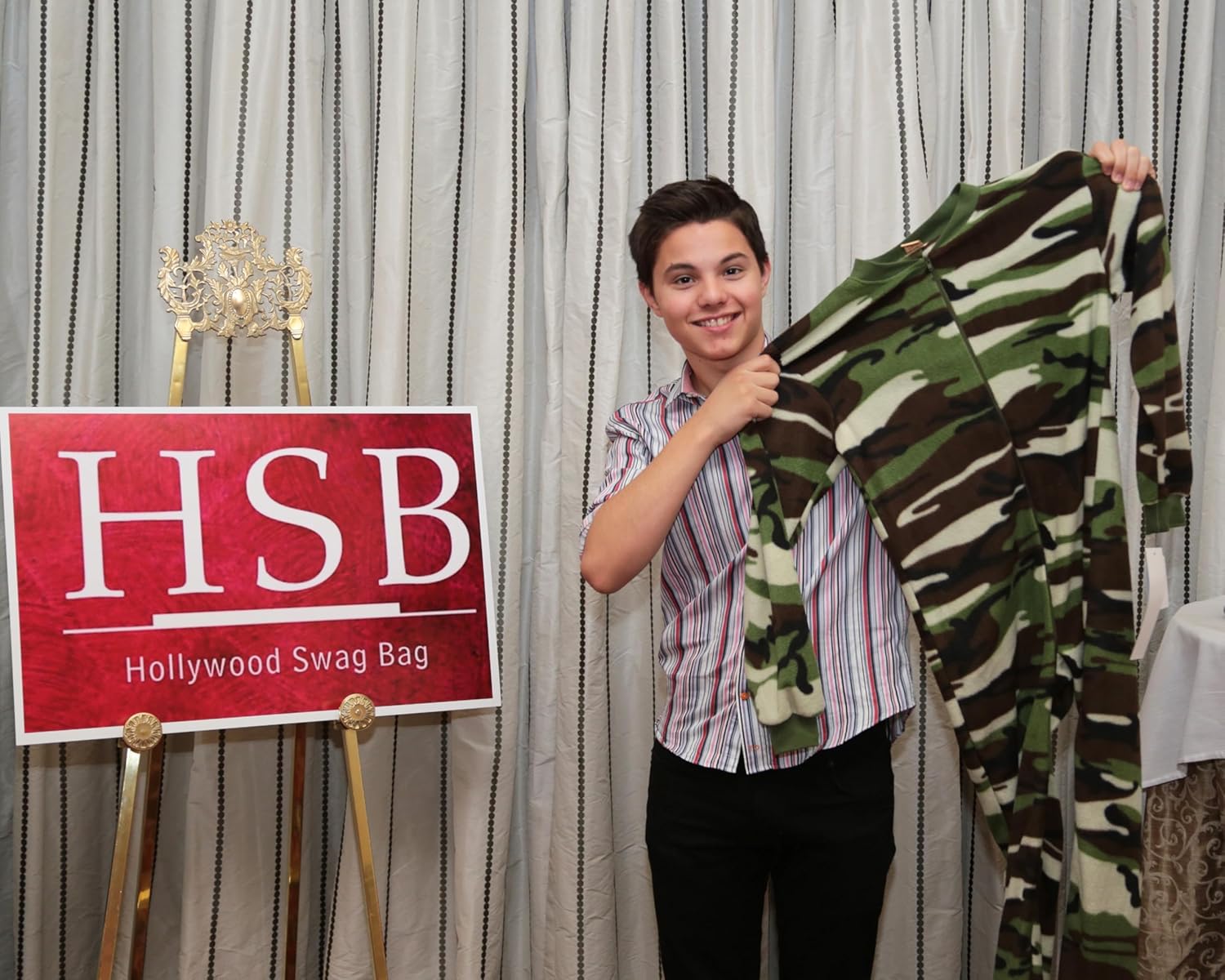 Big Feet Pjs Big Boys Kids Camo Fleece Onesie Footed Pajamas - Image 8