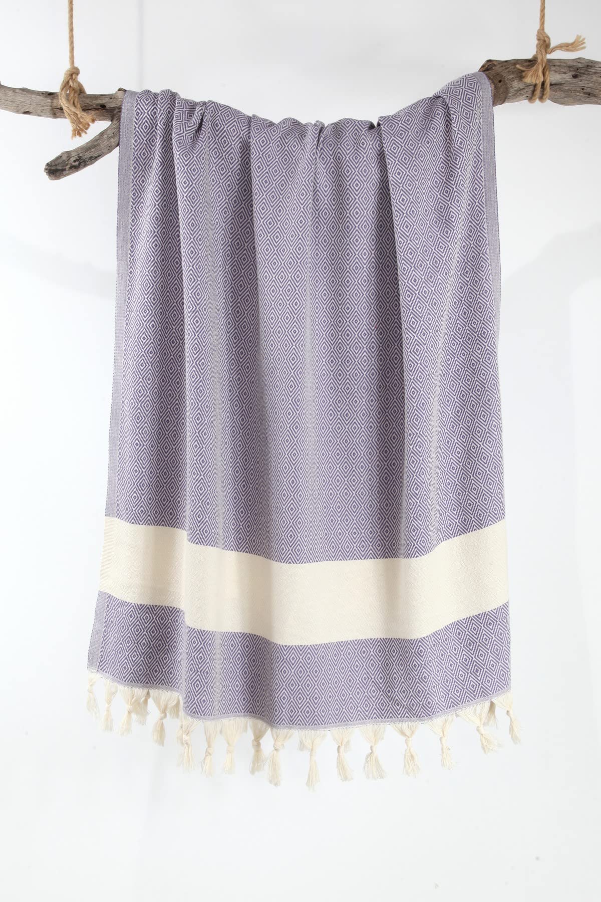 DUHALINE Turkish Beach Towel, Hand Loomed Bath Towel Turkish Peshtemal Super Absorbent Drying Quickly %100 Cotton Bath and Beach Towel Comfortable for Shower, Spa, Pool, Gym and Yoga (Lilac)