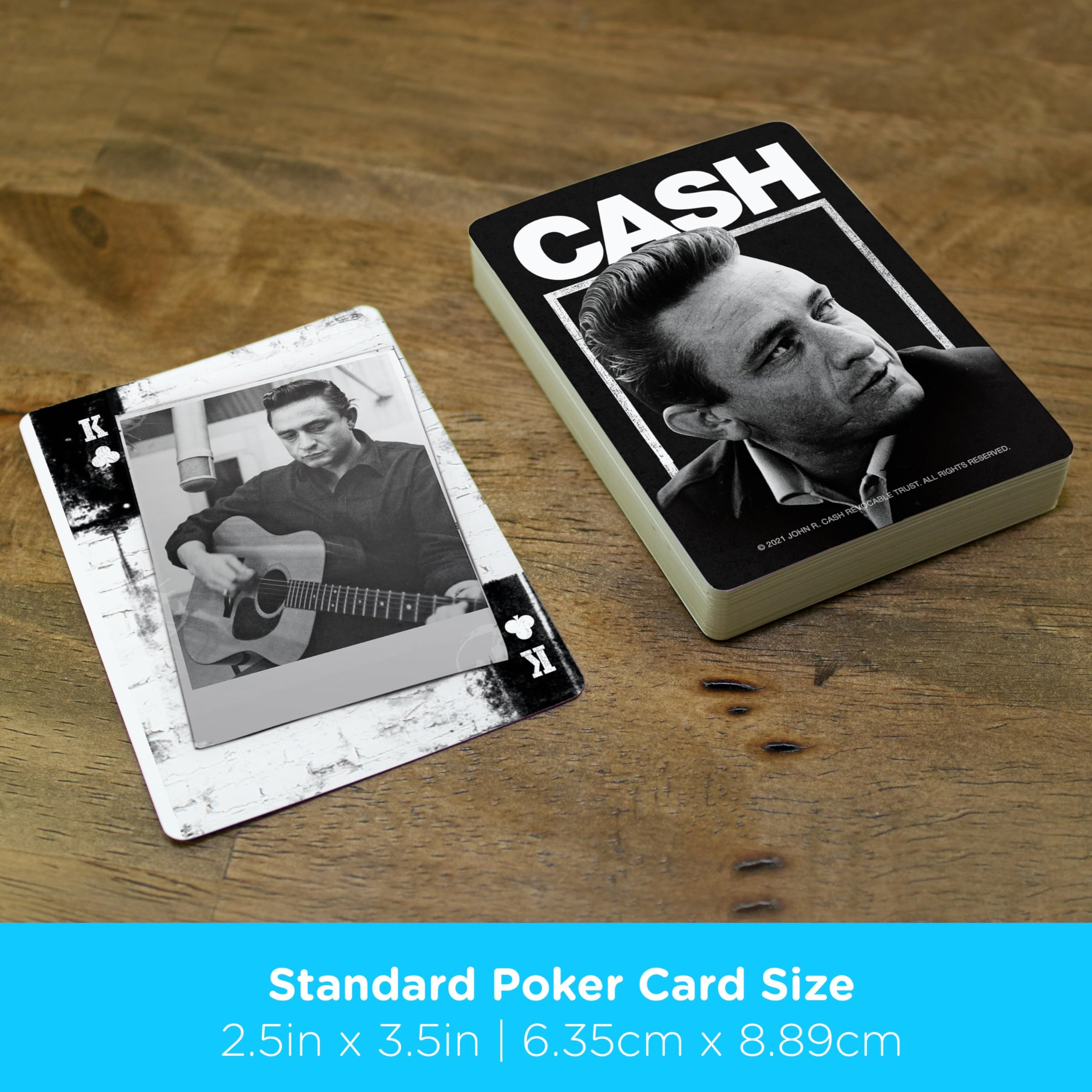 AQUARIUS Johnny Cash Playing Cards - Poker Size Deck of Cards do ulubionych gier karcianych - Oficjalnie licencjonowane towary Johnny Cash i przedmioty kolekcjonerskie