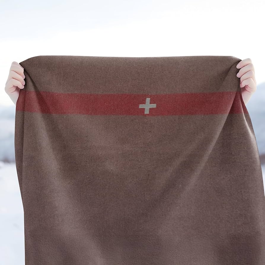 Amazon｜スイス軍 ウールブランケット SWISS ARMY BLANKET 200X140cm