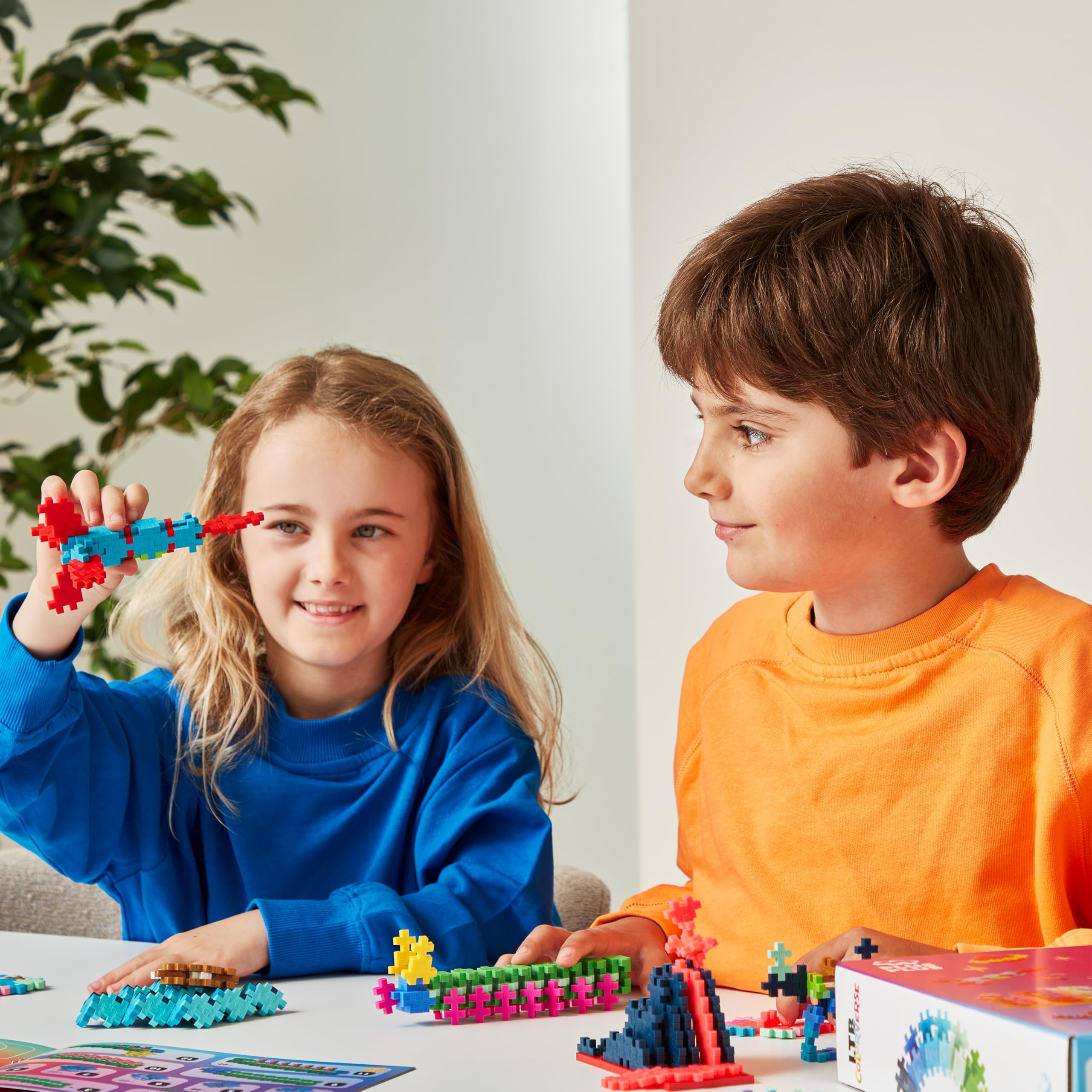 Plus-Plus 3972 Geniales Konstruktionsspielzeug, Learn to Build Colorverse Superset, Kreativ-Bausteine, Bausteinset für Kinder, 1016 Teile