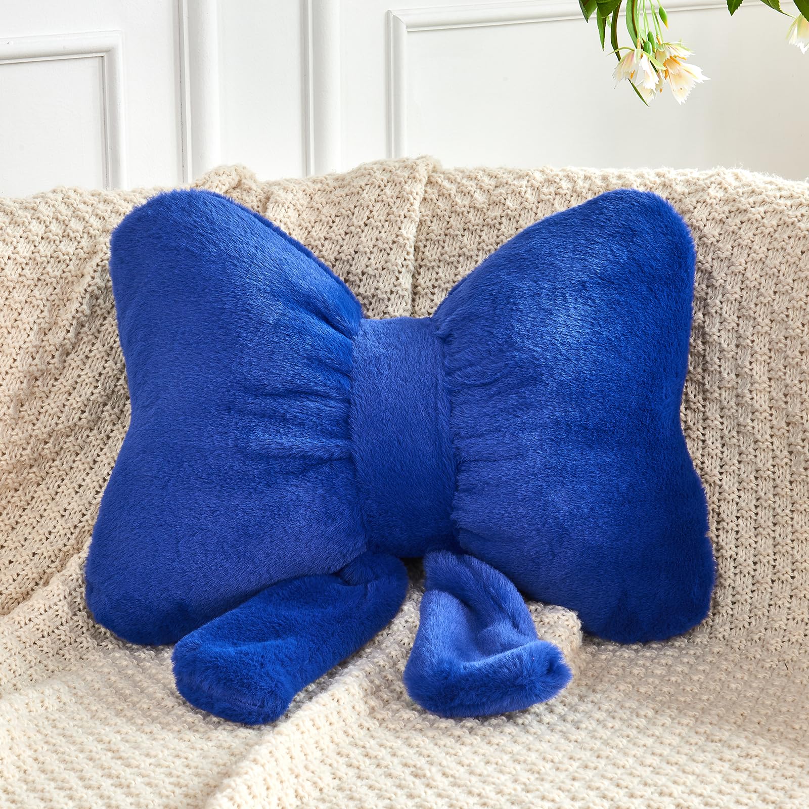 Bow Pillow, Soft Bow Decorative Pillows with Faux Rabbit Fur, Cute Bow Throw Pillows, Aesthetic Home Decor Bow Shaped Plush Pillow for Bedroom Sofa Couch (Royal Blue, Large-16 Inch)
