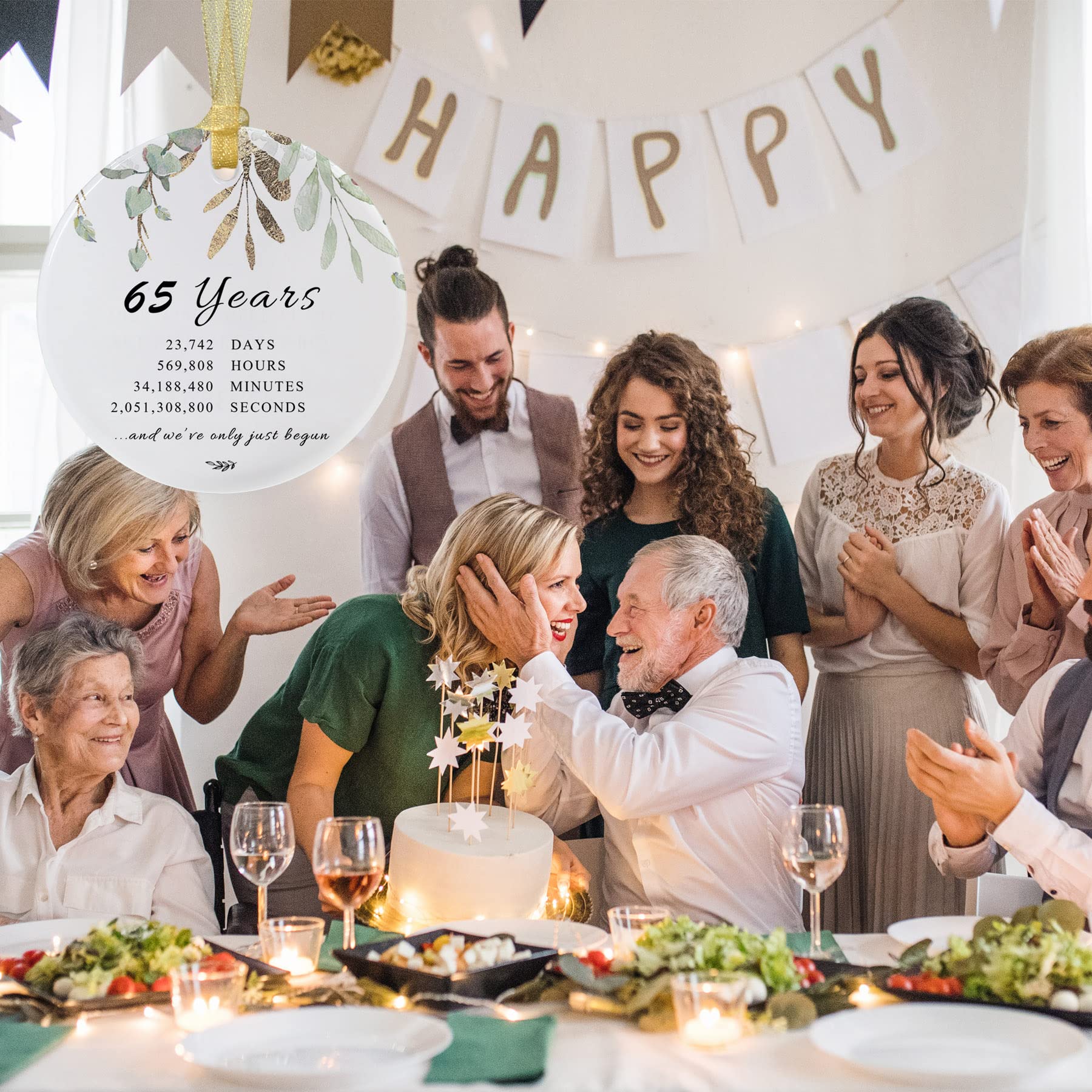 65th wedding anniversary table decorations | Beachweddingtips.com