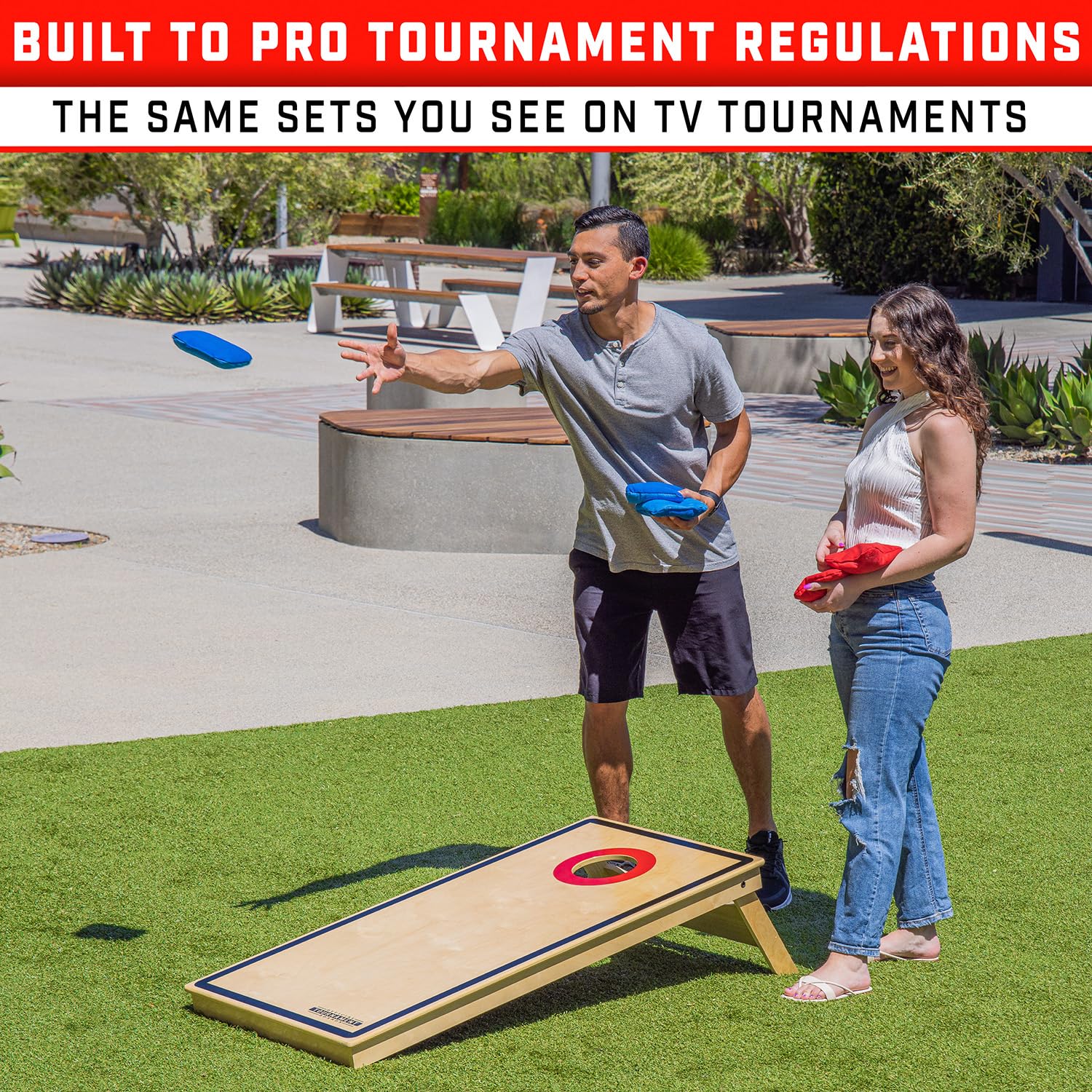 GoSports Turnier Edition Regulation Cornhole Game Set - 1,2 m x 0,6 m Holzbretter mit 8 doppelseitigen (Slide and Stop) Sitzsäcken