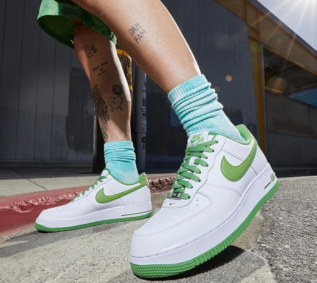 靴 NIKE AIR FORCE 1 '07 WHITE CHLOROPHYLL NIKE AIR FORCE 1 '07 WHITE / CHLOROPHYLL ナイキ エア