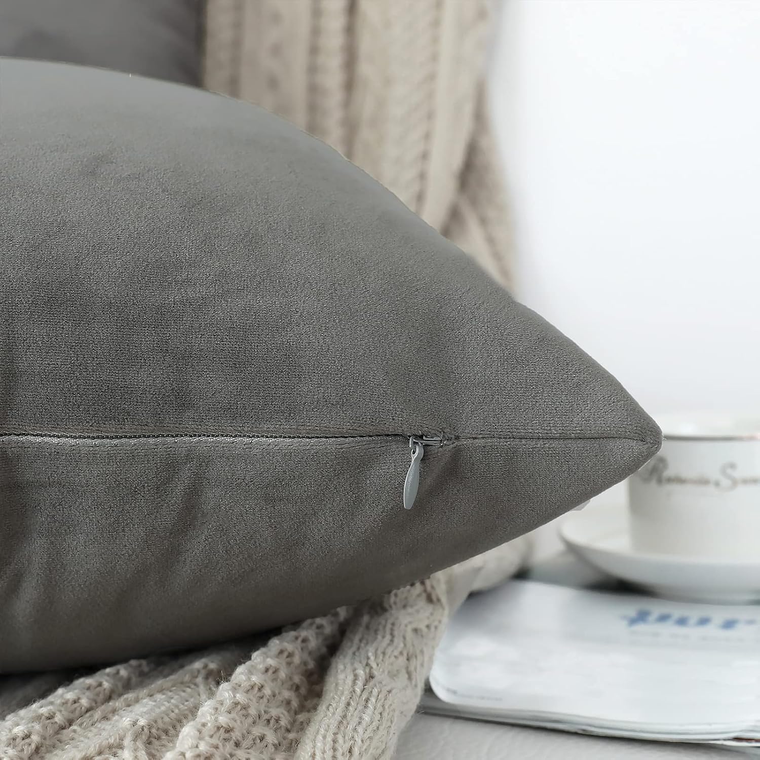 sykting Decorative Pillow Covers Solid Soft Cozy Velvet Throw Pillow Covers for Home New Year Christmas Decorations Pack of 2 18x18 inch Gray