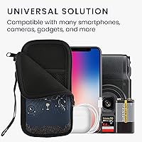 Vista 4 de kwmobile Funda de neopreno para smartphone talla XL - 6.7/6.8 pulgadas - Funda protectora para teléfono - Tarjeta de tarot azul oscuro/amarillo/negro