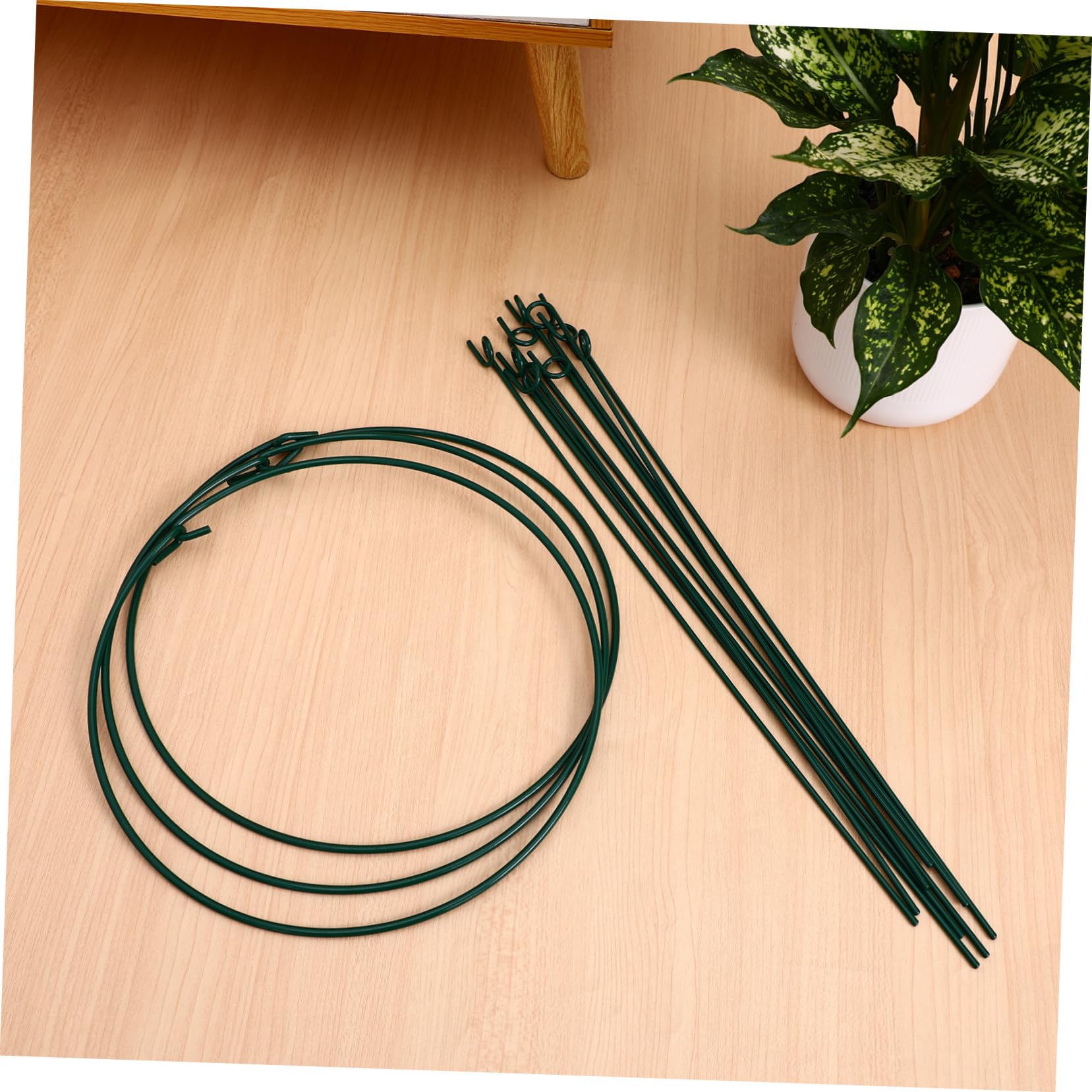 Lot De 3 Tuteurs De Jardin Vert pour Plantes Grimpantes 25/40 Cm, Treillis De Support Robuste en Fer Revêtement Esthétique, Cages à Pivoines Polyvalentes pour Extérieur Et Intérieur