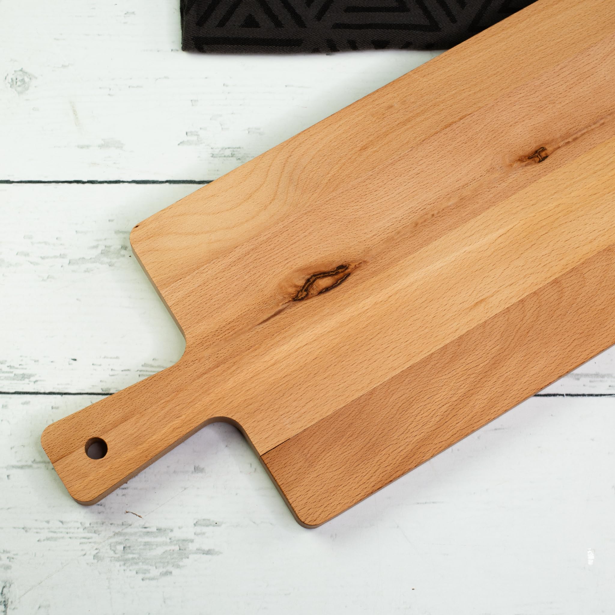 Herz & Heim® XXL Schneidebrett aus Buchenholz mit Gravur – personalisierbar mit Name & Text – Servierbrett 80 cm (Schlemmerplatte)