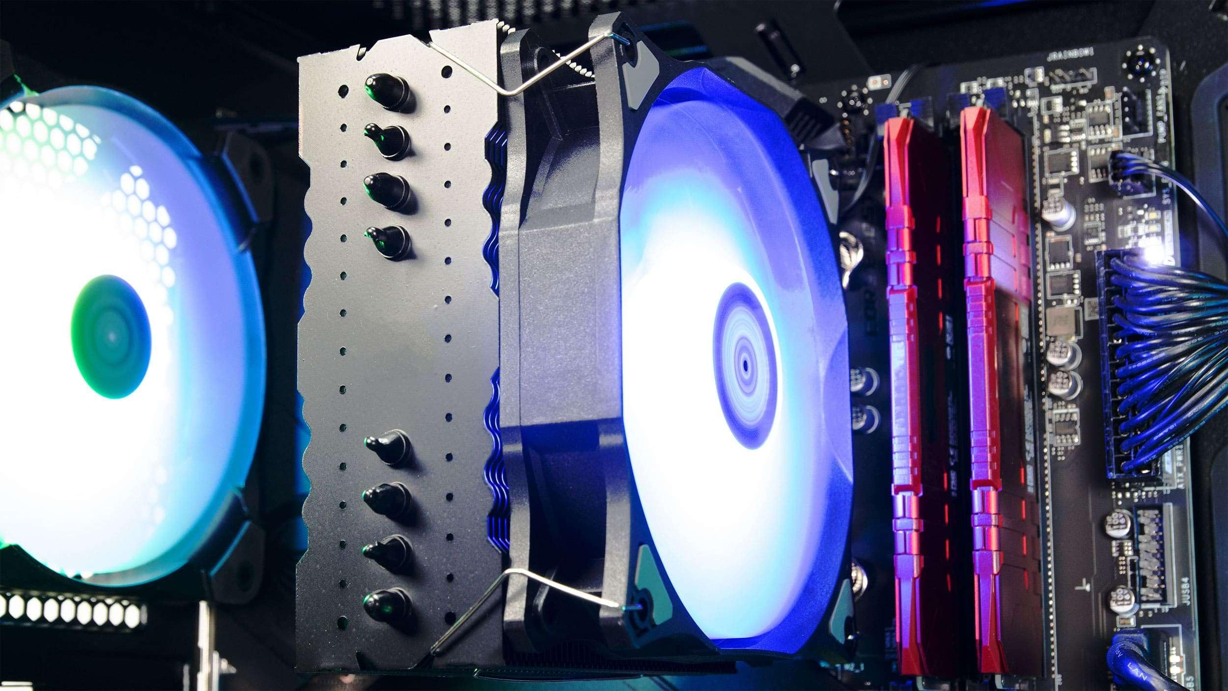 Captiva PC Highend Gaming R10-4630 (Ryzen 7 9800X3D/RTX5070 12GB GDDR7/SSD 1TB/32GB/WLAN/w/o OS) (104630)