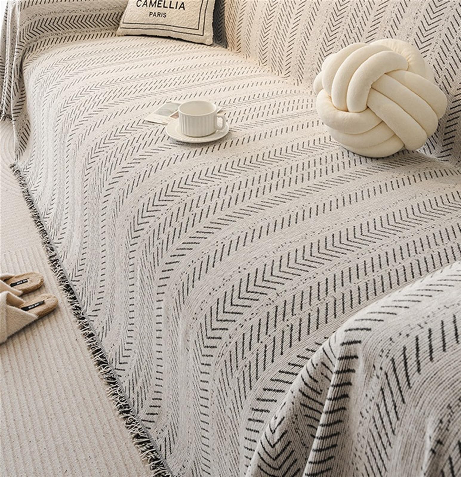 Chenille-Sofaüberwurf, Feiner, Wendbarer Sofabezug, Fischgrätenmuster, Sofahandtuch, Vier Jahreszeiten, Universell Gewebte Quastenüberwürfe, Kratzfester Couchbezug(Black,180X380cm)
