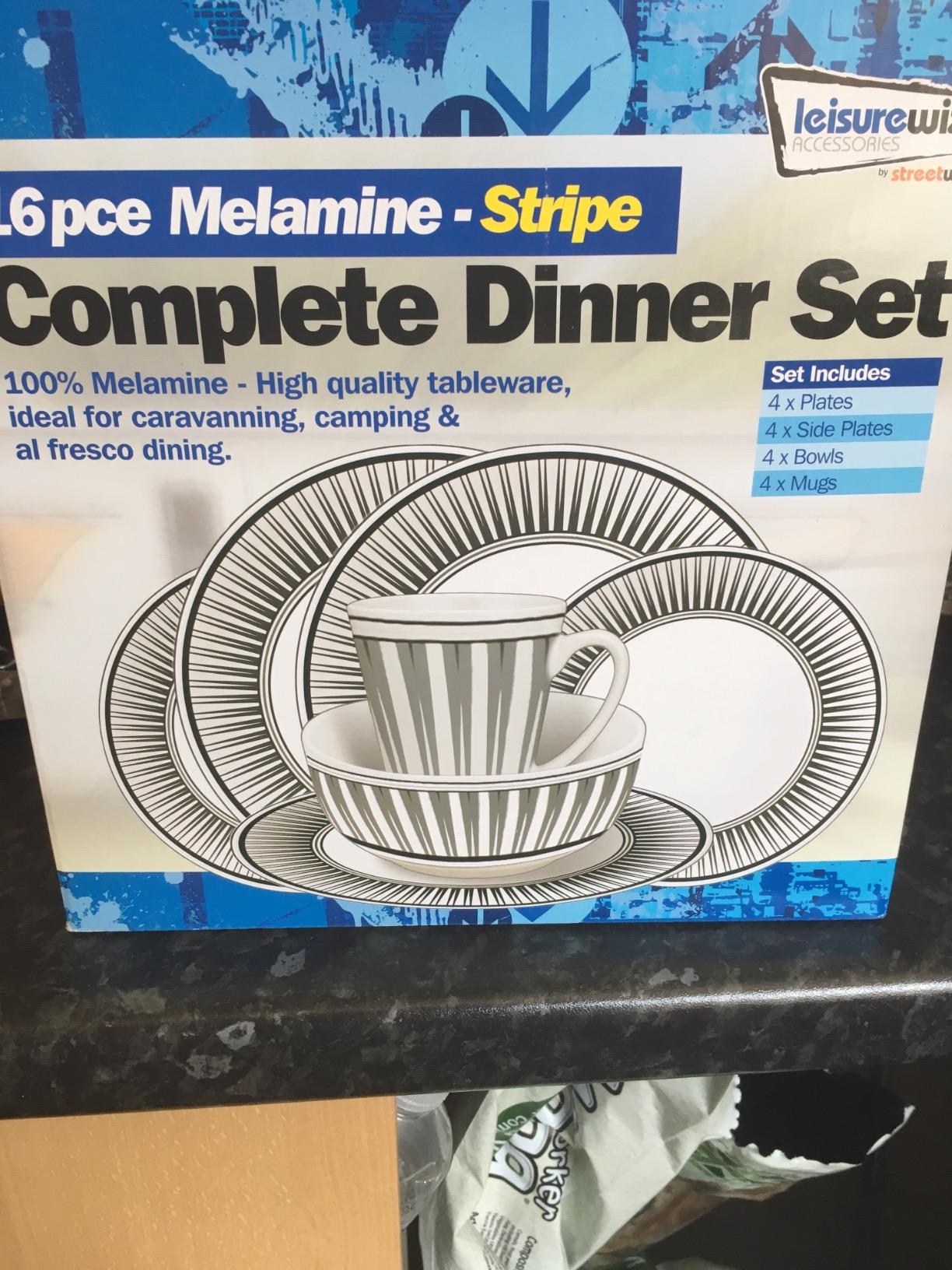 Leisurewize De-Stiji Melamine 16pc Dining Dinner Set LWACC379