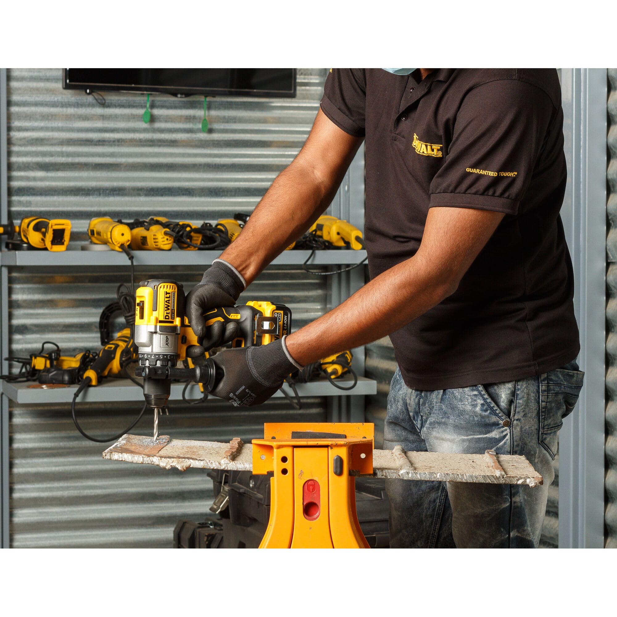 DEWALT DCD991NT-XJ Taladro (batería)
