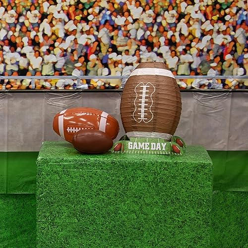 Miniatura 5 de Beistle Paquete de 2 faroles de fútbol, verde/blanco/marrón con soportes de metal para mesa, suministros de fiesta deportiva y decoración atlética,