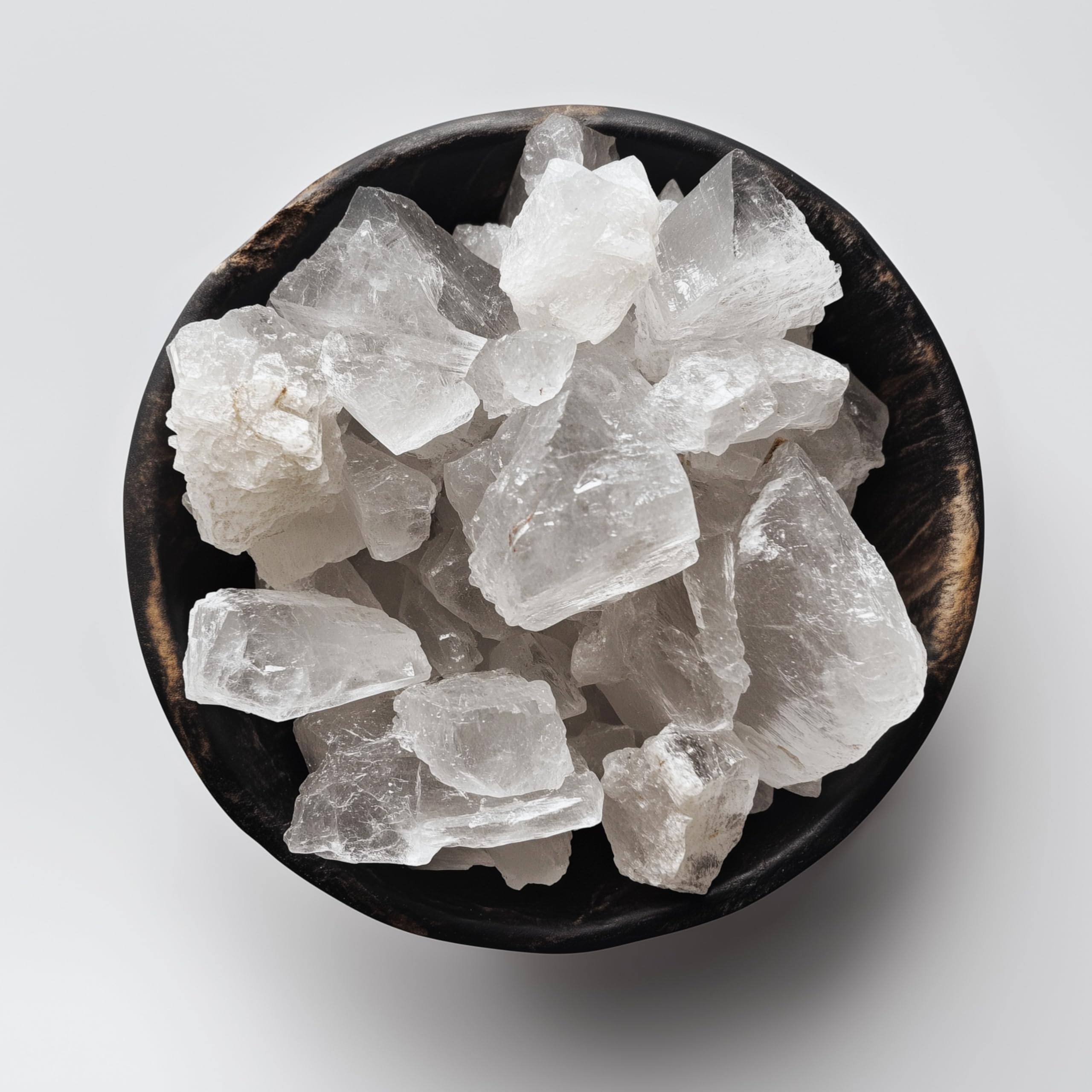 HAF® Weiße Halit Salzbrocken 5 kg | Grobe Steinsalz Brocken ohne Zusätze und naturbelassen aus der Salt Range in Pakistan | Salzsteine | Solebrocken | Größe: 2-5 cm | Menge: 1 x 5 kg im Eimer