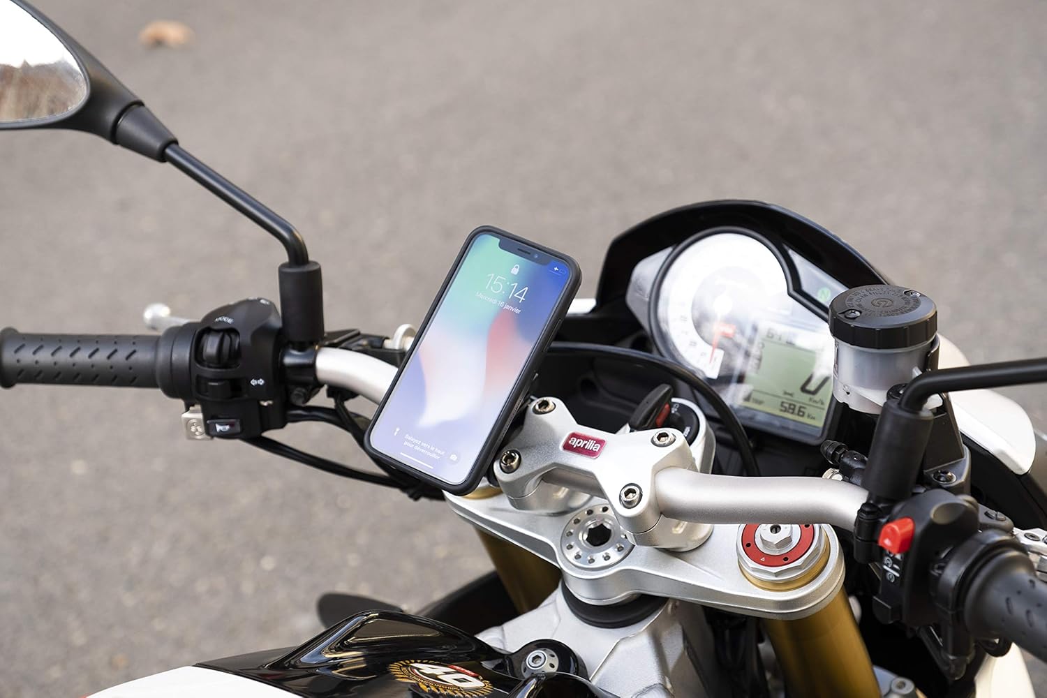 Limited Stock Tigra Sport Fitclic Neo Motorcycle Kit for iPhone XR