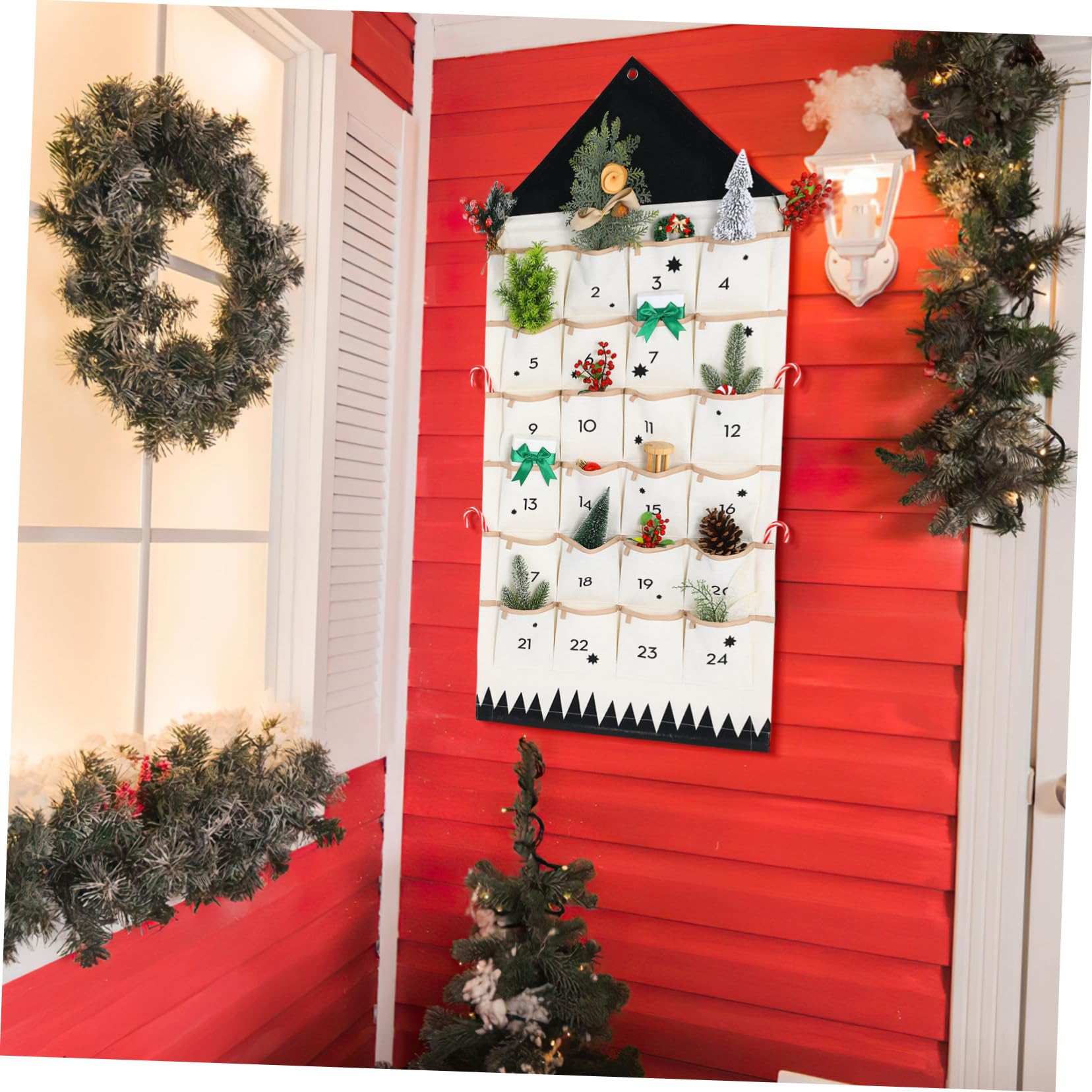 Weihnachts Adventskalender aus Baumwollstoff Hängende Aufbewahrungstasche in Hausform Atmungsaktiv zum Aufhängen an Tür oder Fenster
