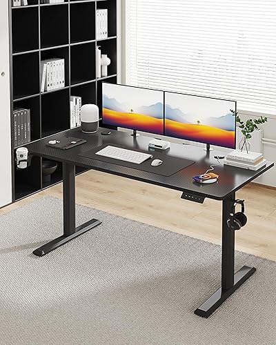 Miniatura 1 de Escritorio eléctrico de pie, mesa de oficina en casa ajustable de 55 pulgadas con gancho para auriculares y soporte para tazas, patas negrasparte