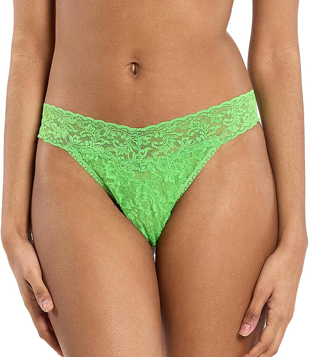 Hanky Panky Women's Signature Lace Original Rise Thong Panty