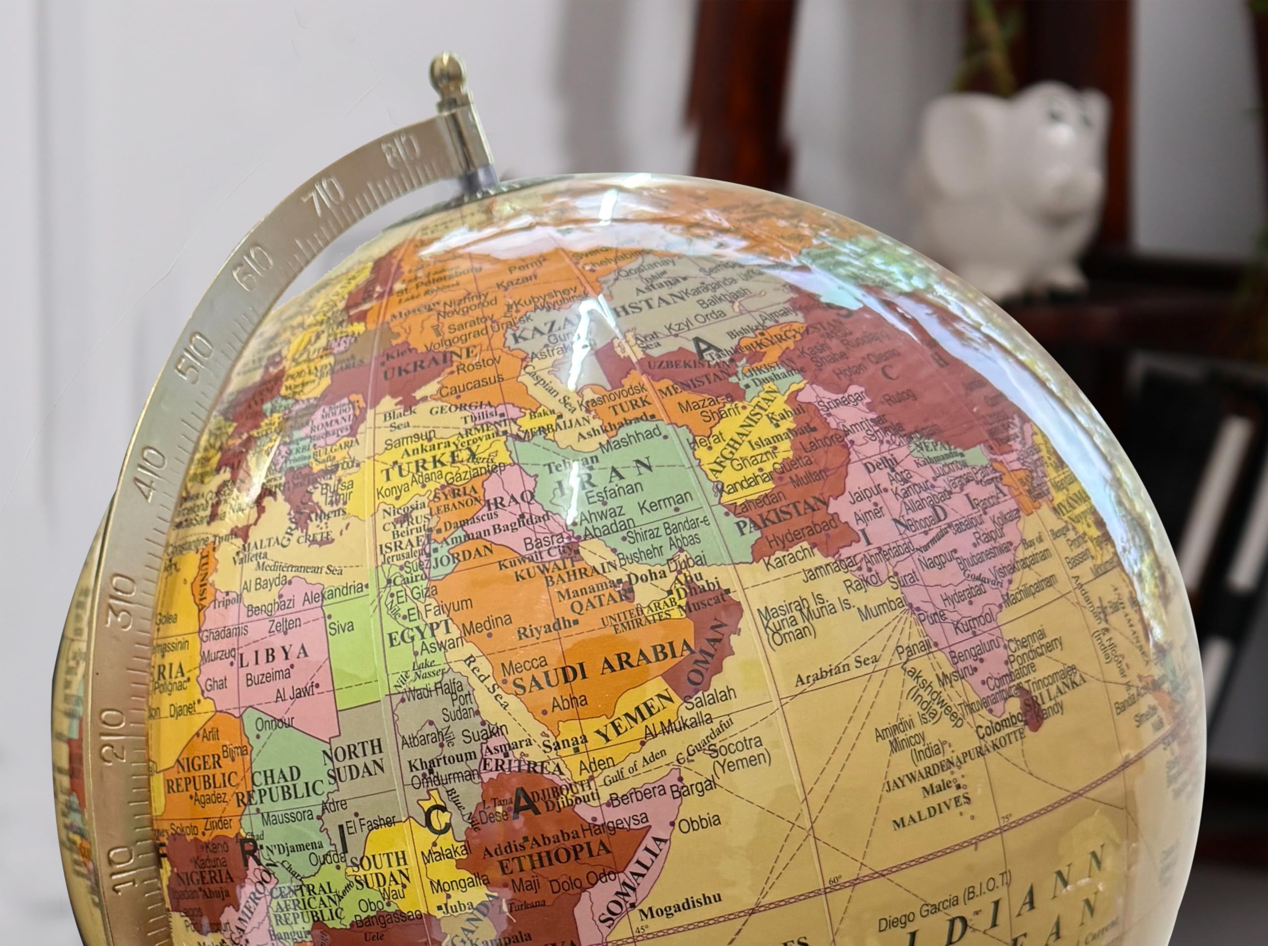 GLOBE DADDY Rotating World Globe 12 Inch with Metal Arc and Wooden Stand for Home Décor, Office Decor and Decorations items, Birthday, Party Gifts and Anniversary.(off white) 3