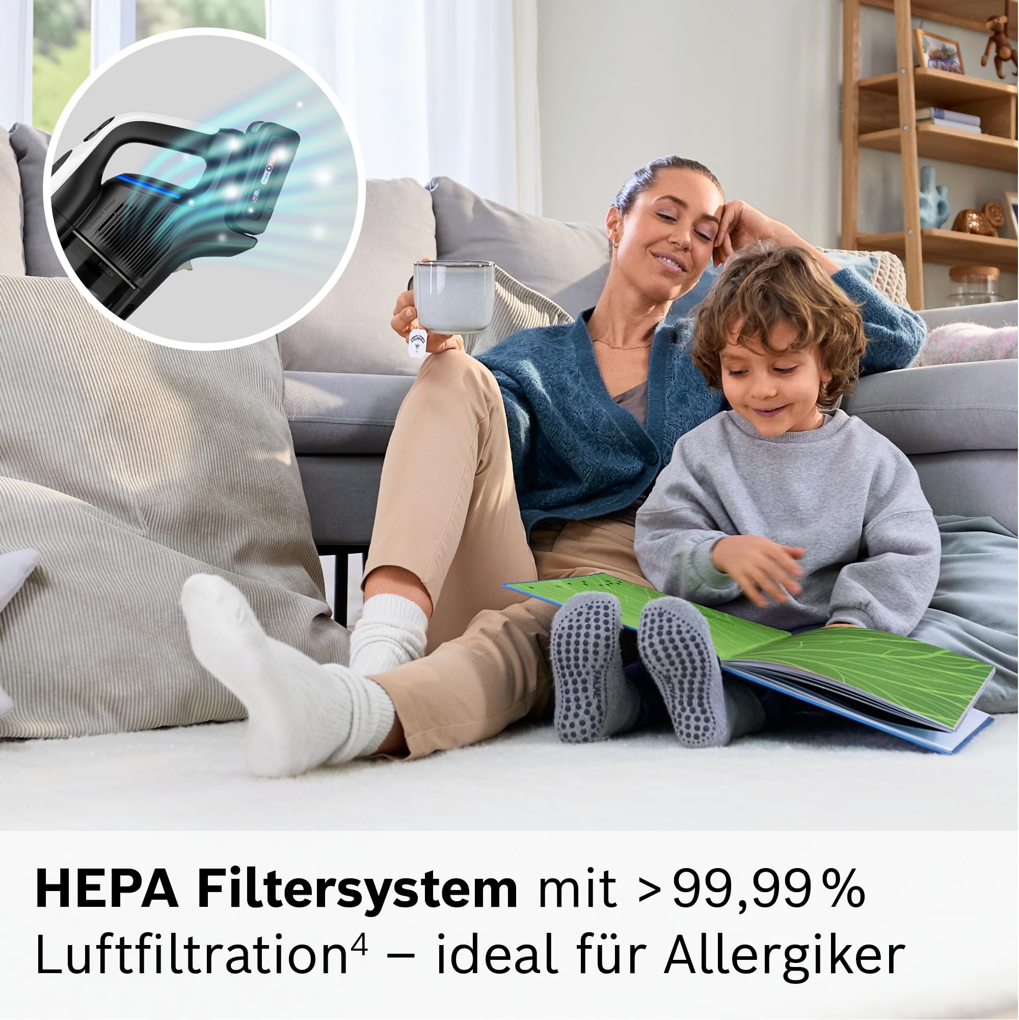 Bosch Akku-Staubsauger Unlimited 10 BTS1042WAC, kabellos, MicroClean Technology, TFT-Display, Staubkomprimierung, HEPA-Filtersystem, 10 J. Motorgarantie, 4 Ah Akku, LED-Licht, Schnellladegerät, weiß
