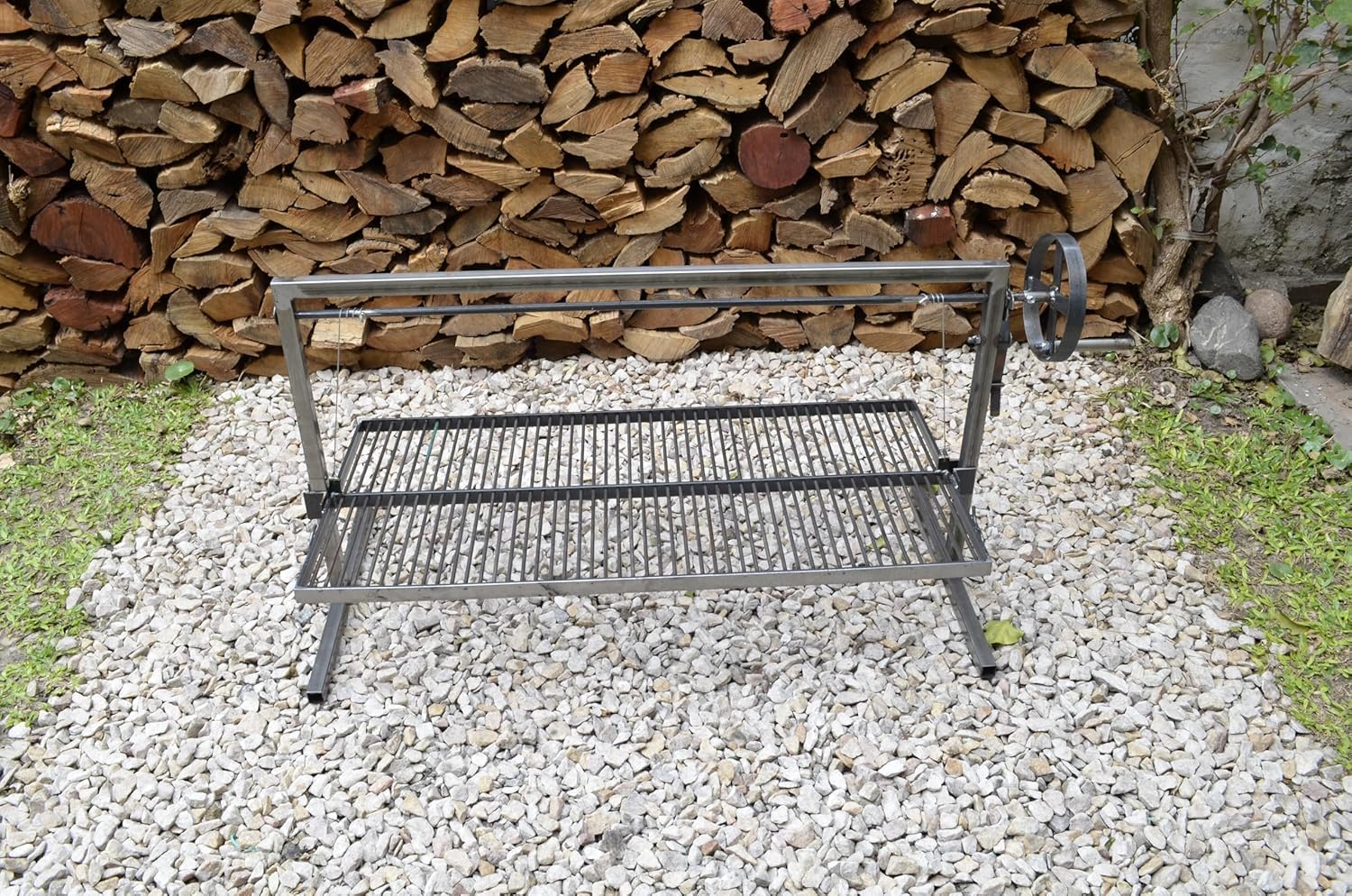 Grill Santa Maria in Stile Argentino in Ferro - Dimensioni: 100 x 50 cm (40 x 20 pollici) Cod 1 (Grill Santa Maria + Brasiere + Attrezzi per il Fuoco)