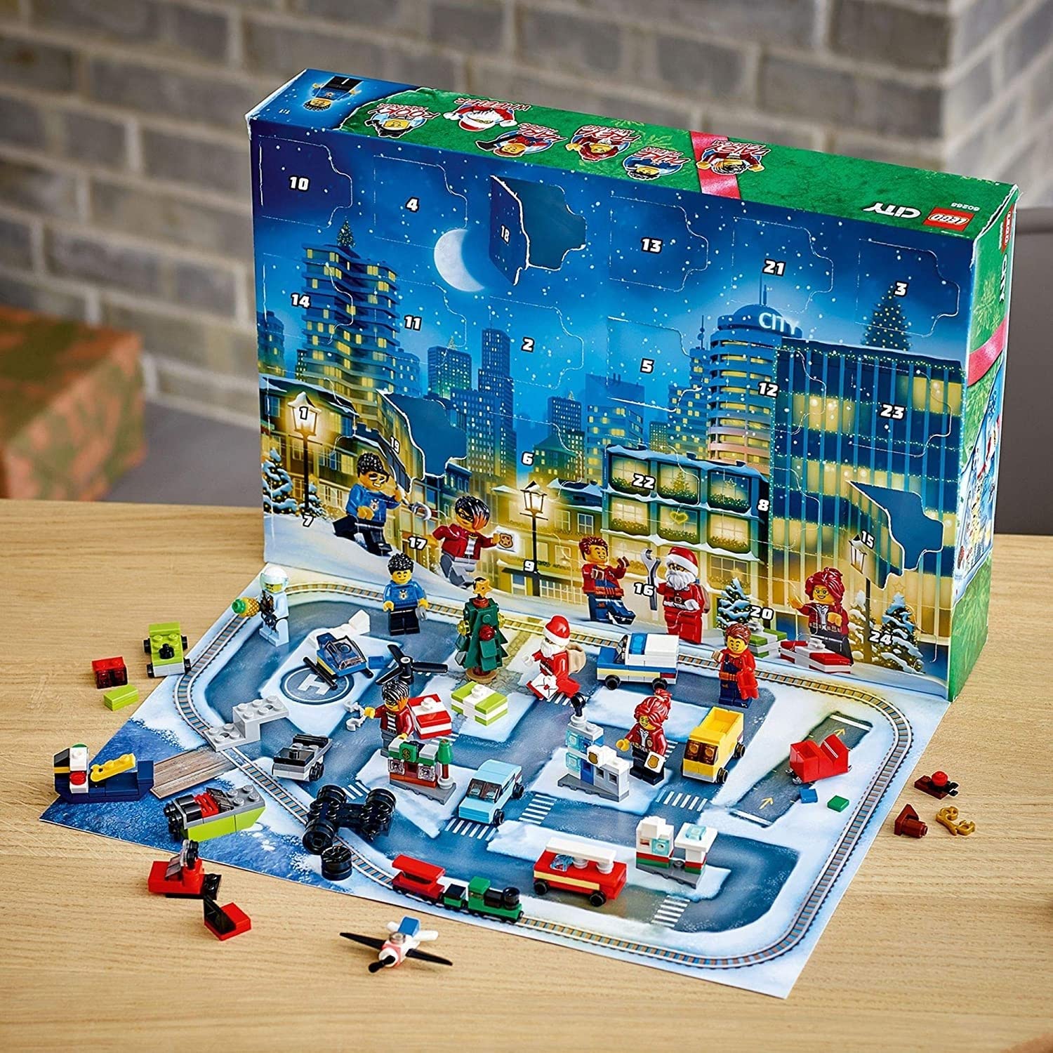 LEGO 60268 City Le Calendrier de l'Avent 2020 mini jeu de Construction de Noël avec des Véhicules Mirco, Traîneau et la Planche du Père Noël