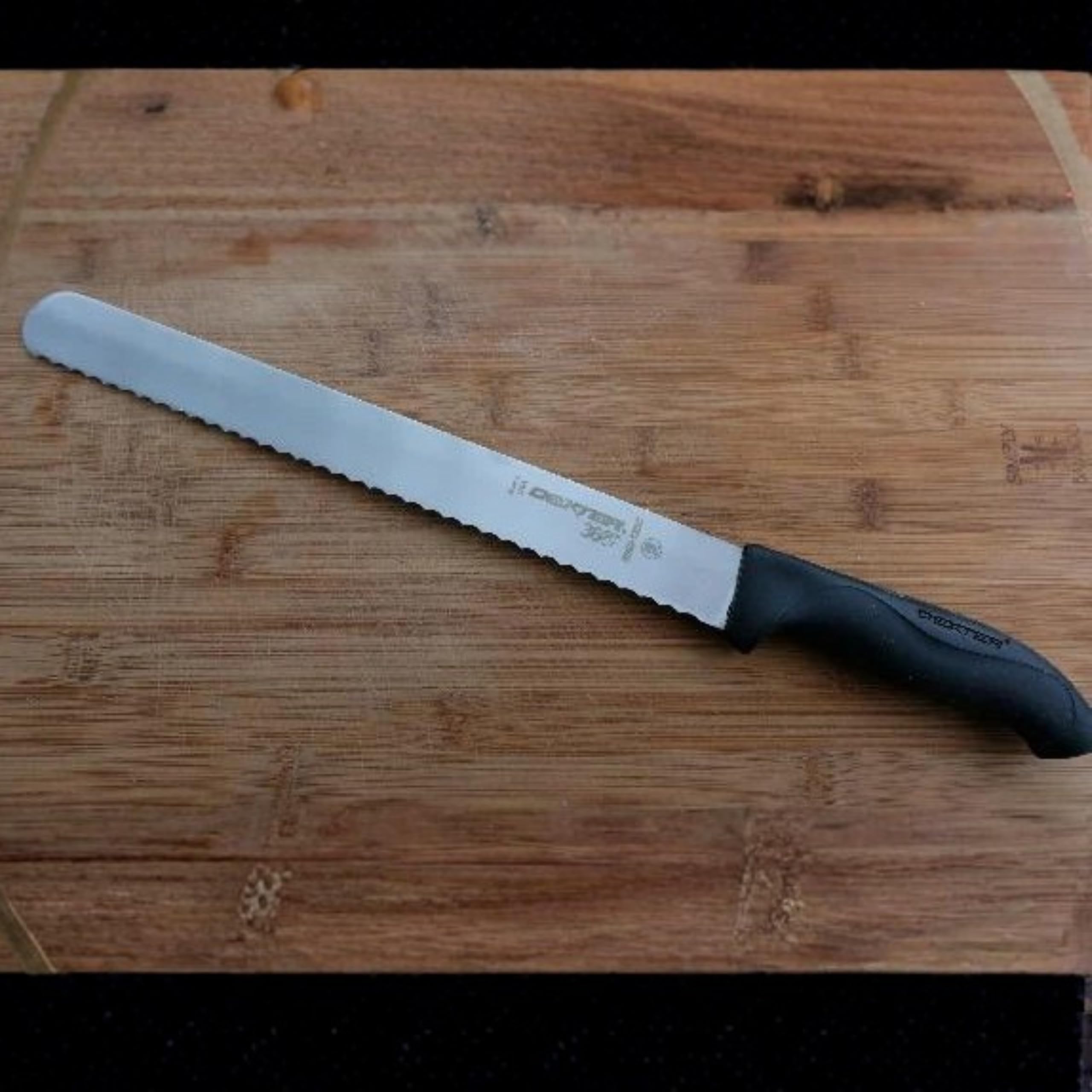 Dexter 12-Inch Scalloped Knife - Sharp & Durable -2