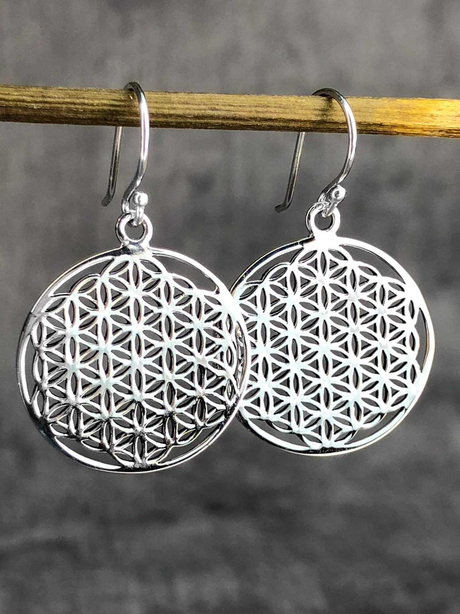 MadamLili - Ohrringe Blume des Lebens - Silber 925 Sterling - Hängend - Ohrhänger Set Lebensblume - Heilige Geometrie Schmuckset - Handgefertigt - Exklusive Schmuckbox