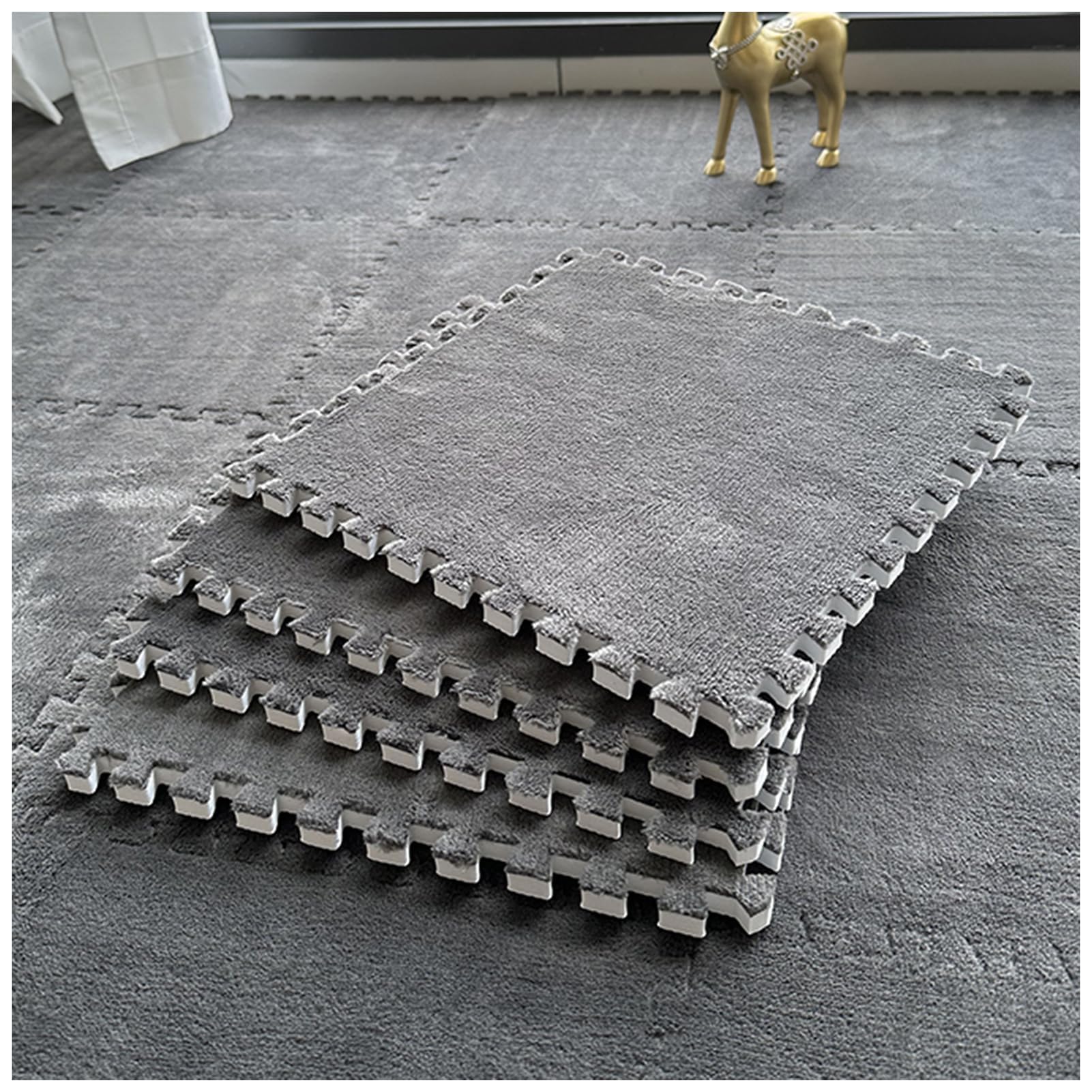 mata piankowa do łączenia, Blokujące pluszowe maty podłogowe z pianki EVA, zestaw 4 płytek 30x30x1 cm, wielokolorowe(Gray)