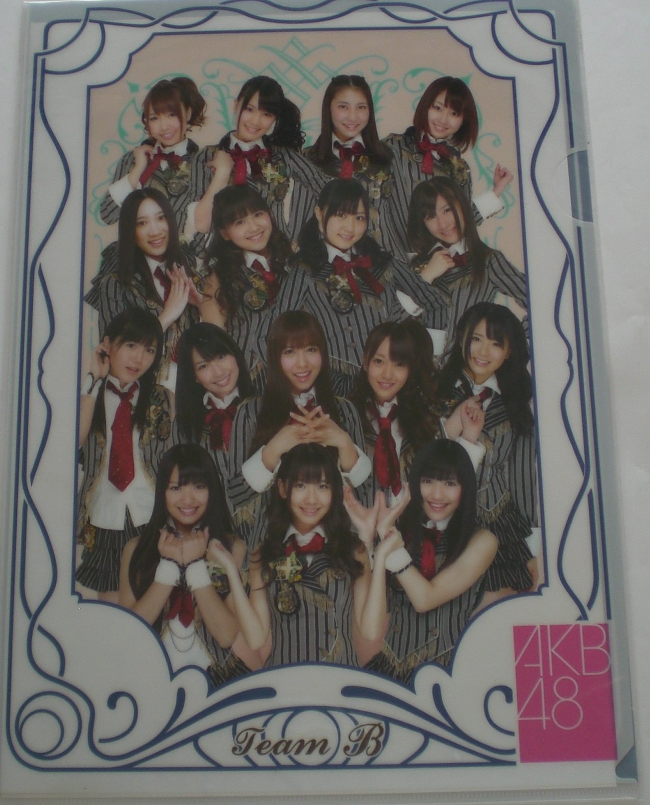 AKB48 グループクリアファイル 写真 A4サイズ Amazon.co.jp: AKB48 A4サイズ クリアファイル 2枚 セット A4F